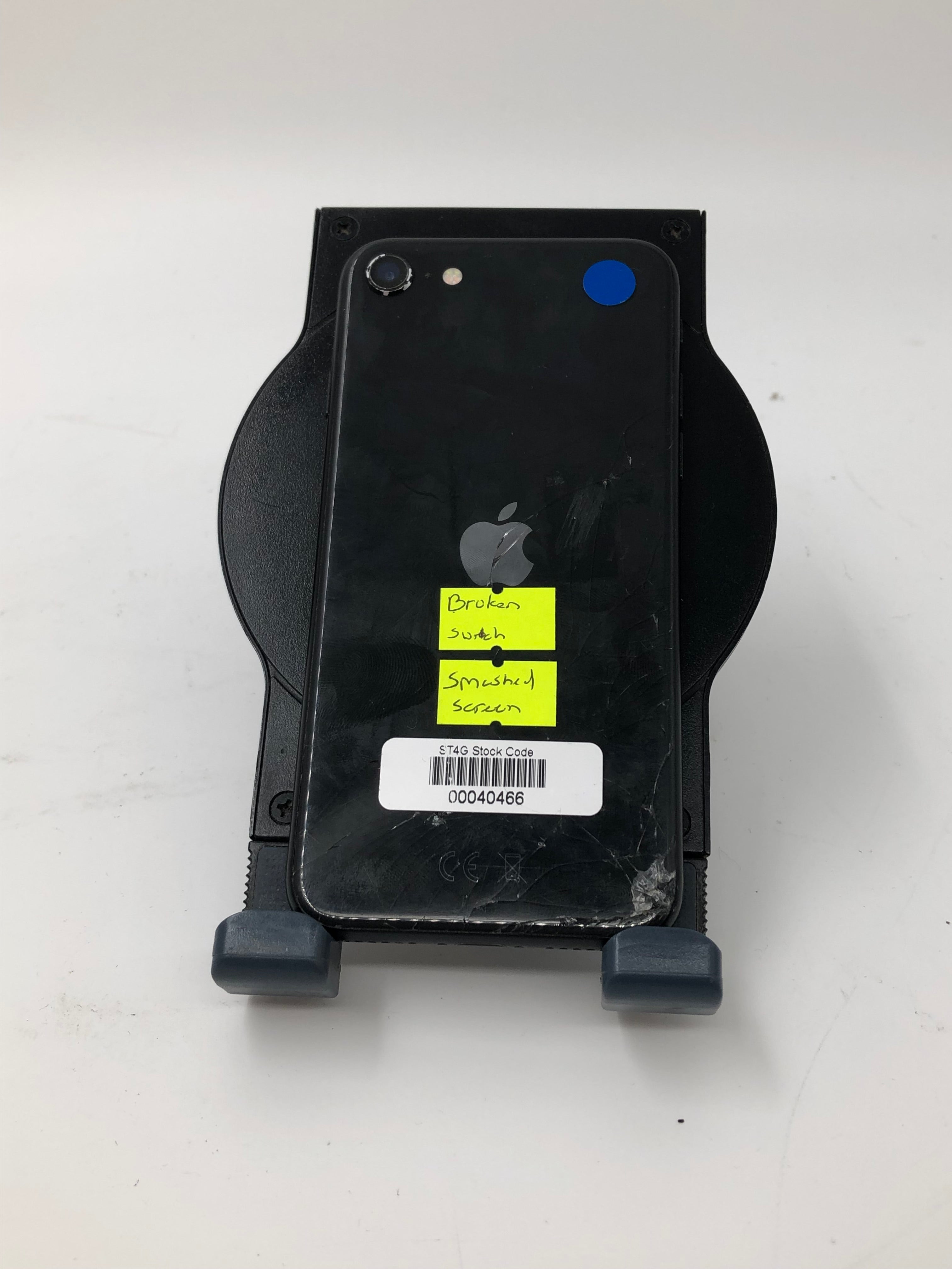 Apple Mobile Phone iPhone SE 64GB Storage 4.7" Screen Unlocked Black 73% Battery