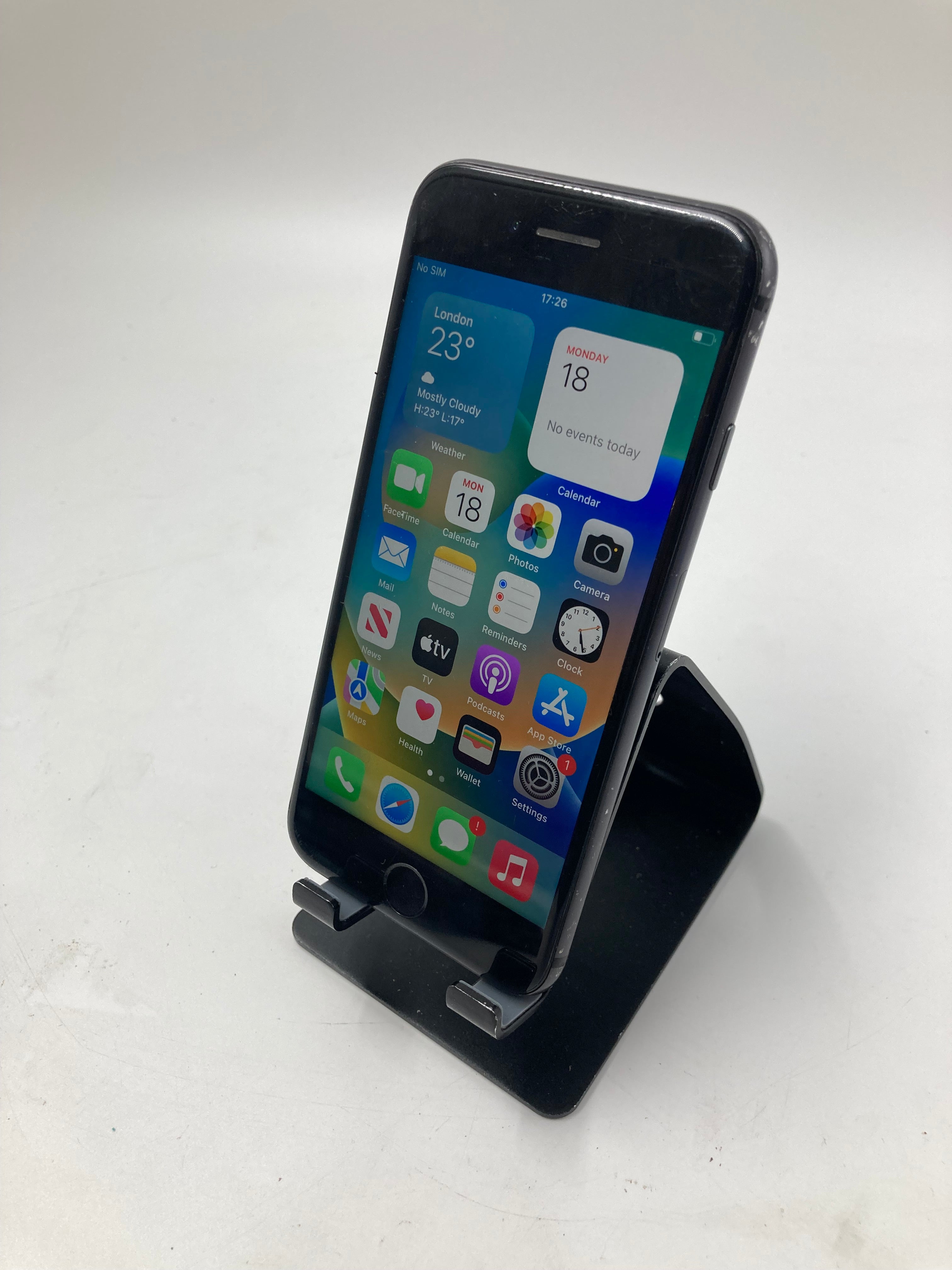 Apple iPhone 7 A1778 8 A1905 32GB 64GB Black Grey Lot of 6