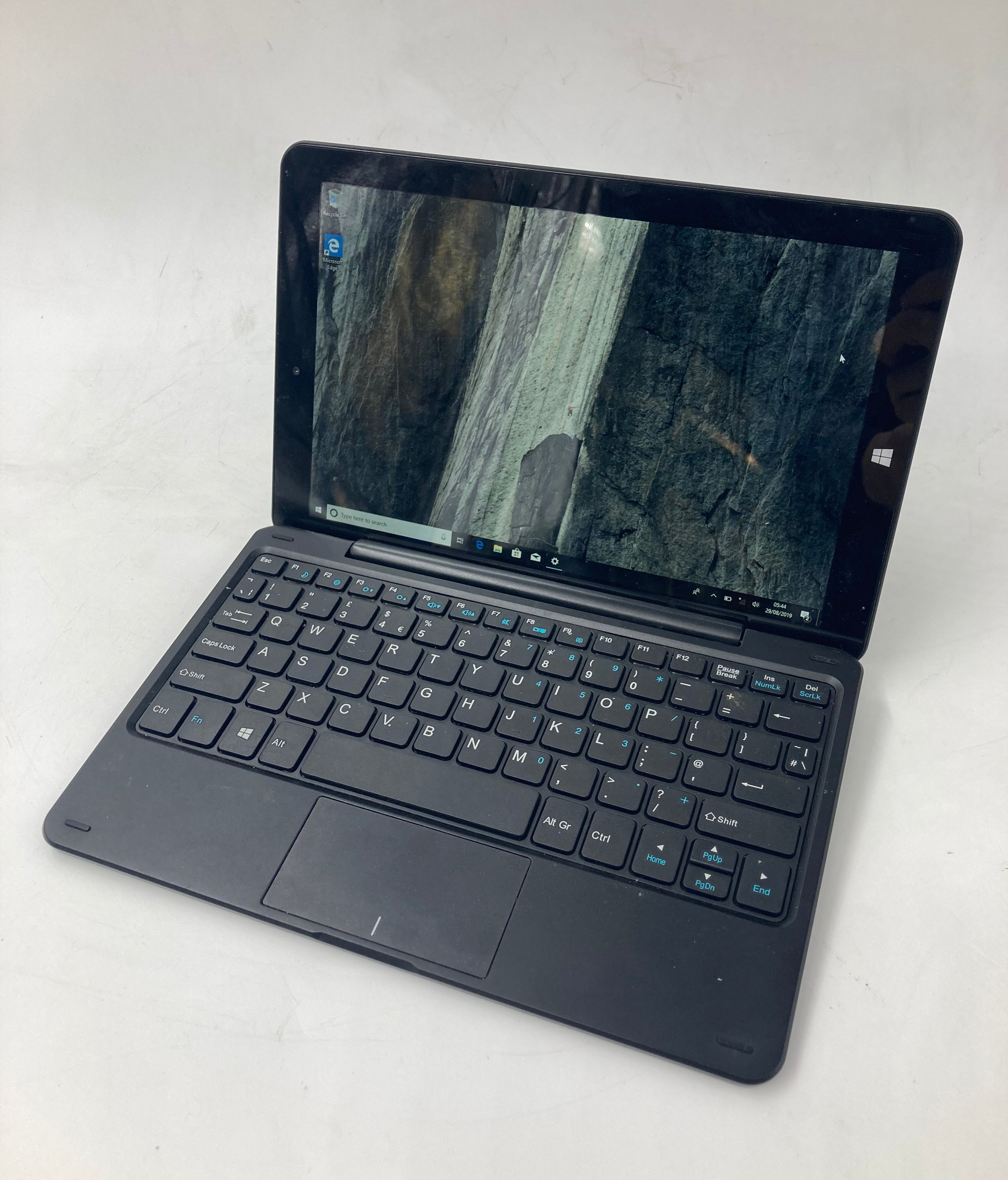 Microsoft LINX 1010B 10.1" Intel Atom Tablet & Keyboard 2GB RAM 32GB HDD W10 OS