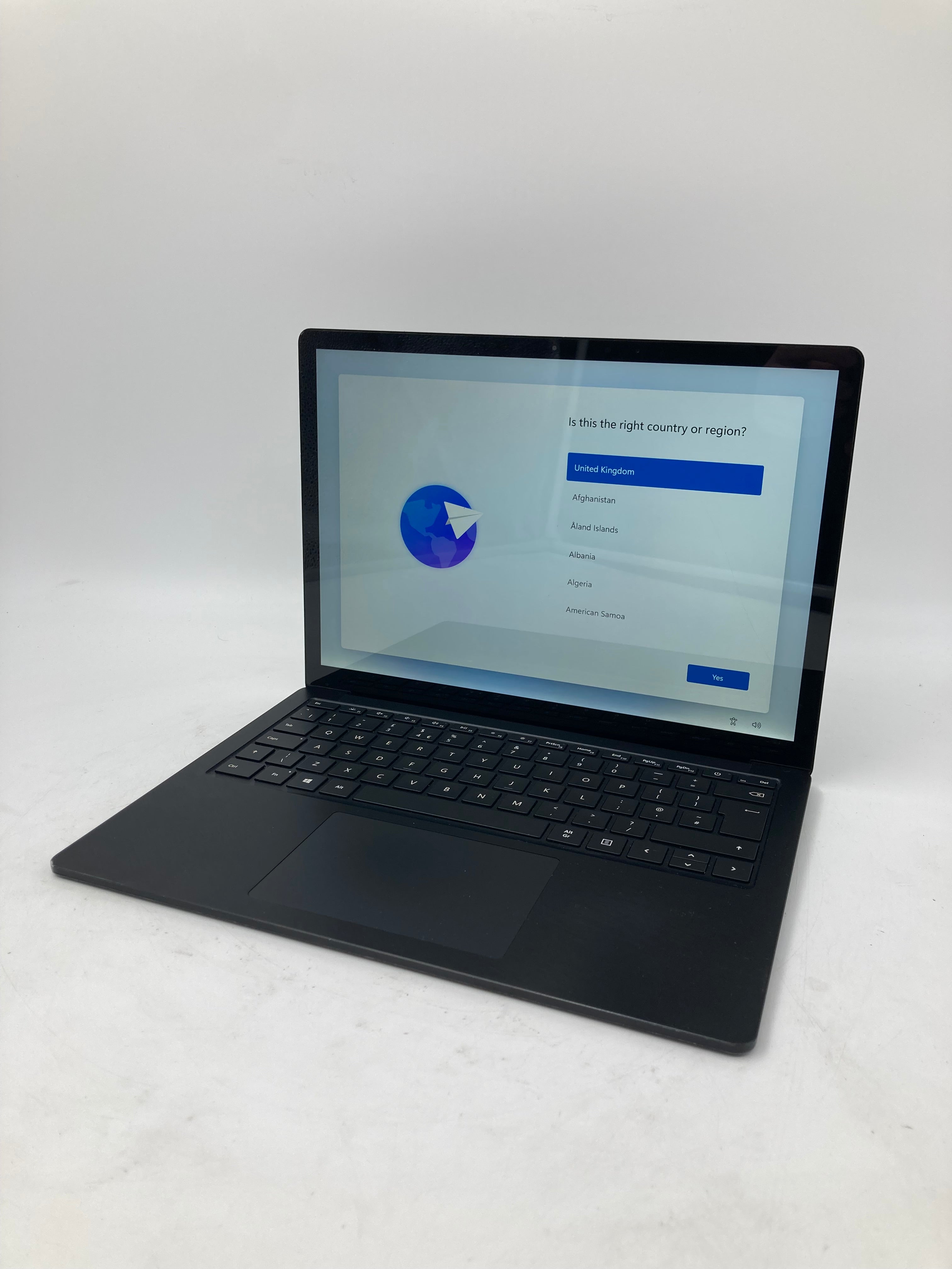 Microsoft Surface Laptop 3 13" i5 10th Gen 8GB RAM 256GB SSD W11
