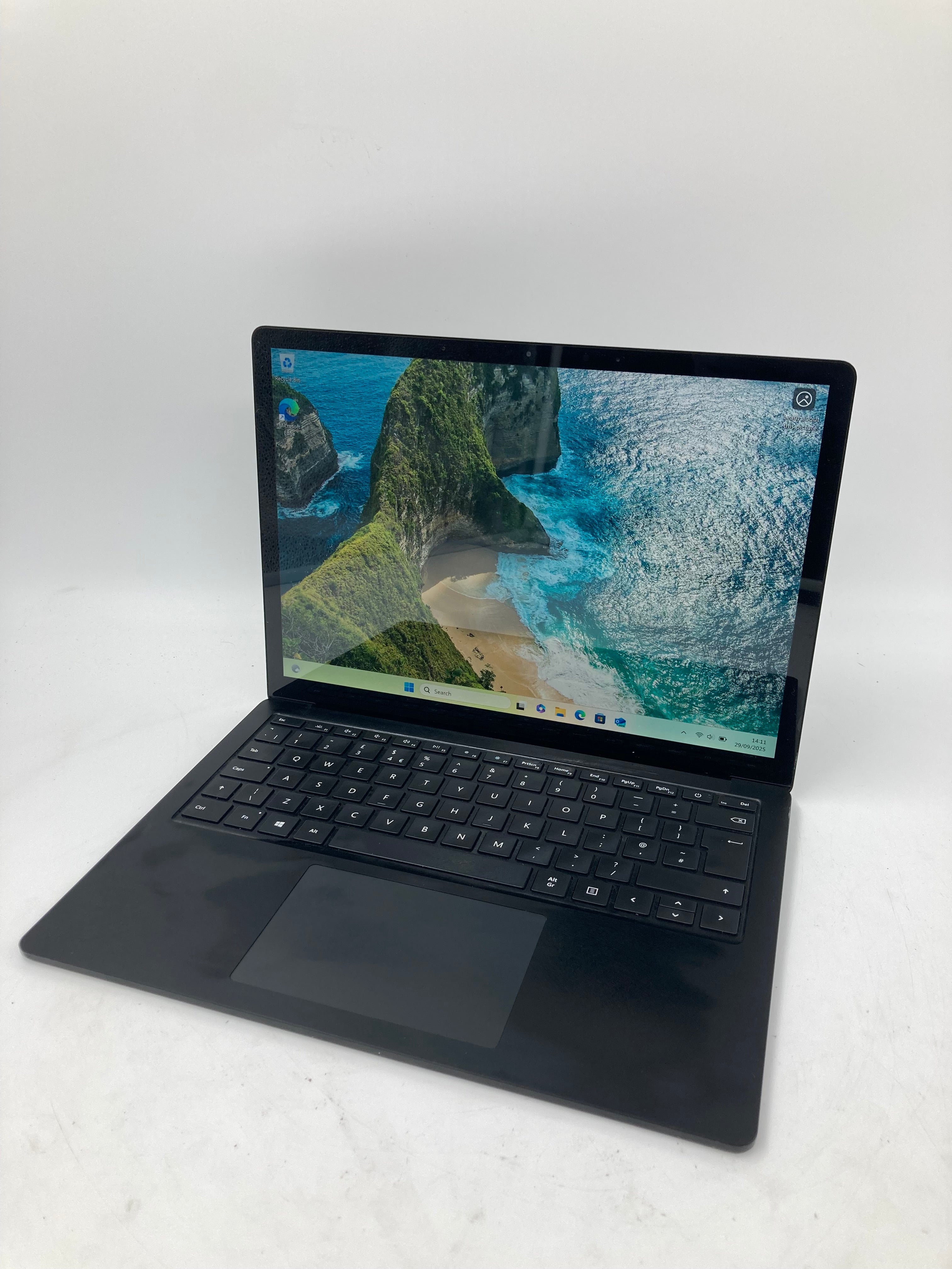Microsoft Surface Laptop 3 13" i5 10th Gen 8GB RAM 256GB SSD W11