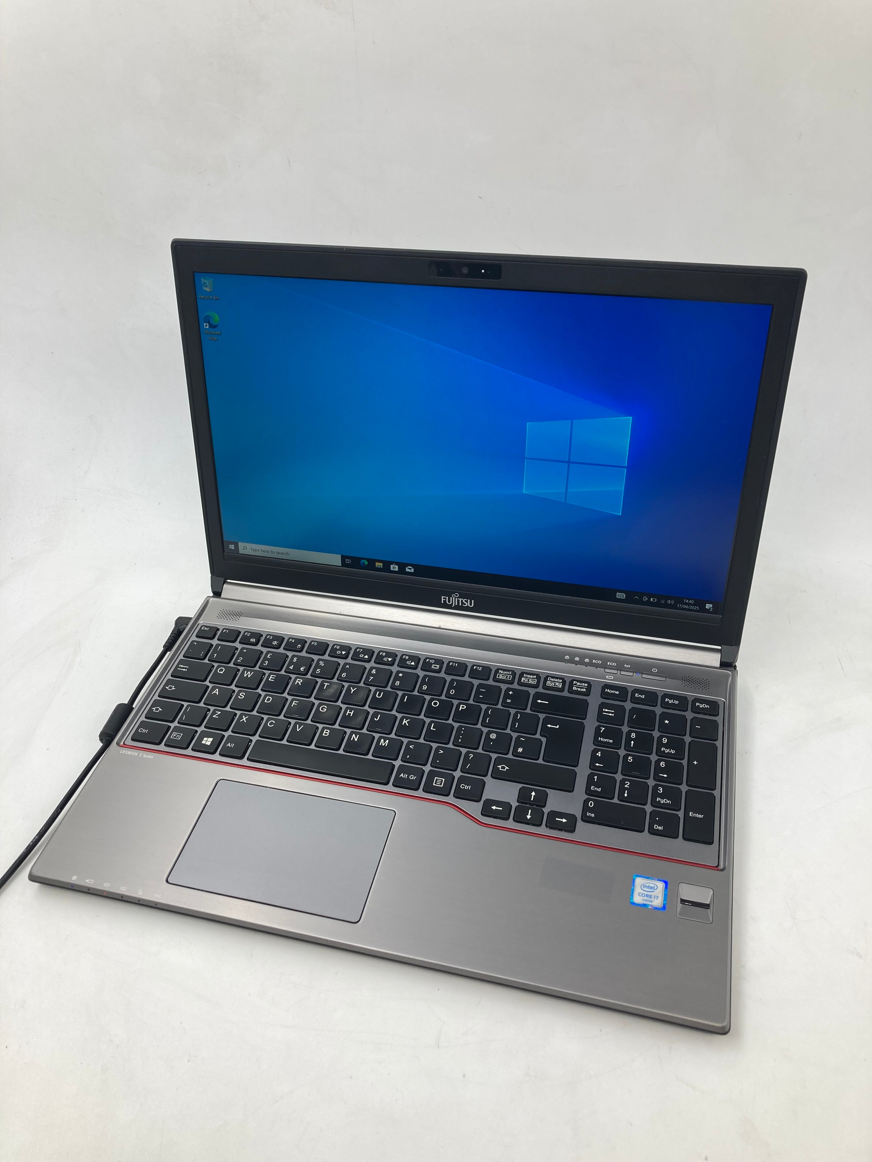 Fujitsu Laptop Lifebook E756 15.6" i7 6th Gen 32GB RAM 512GB SSD W10