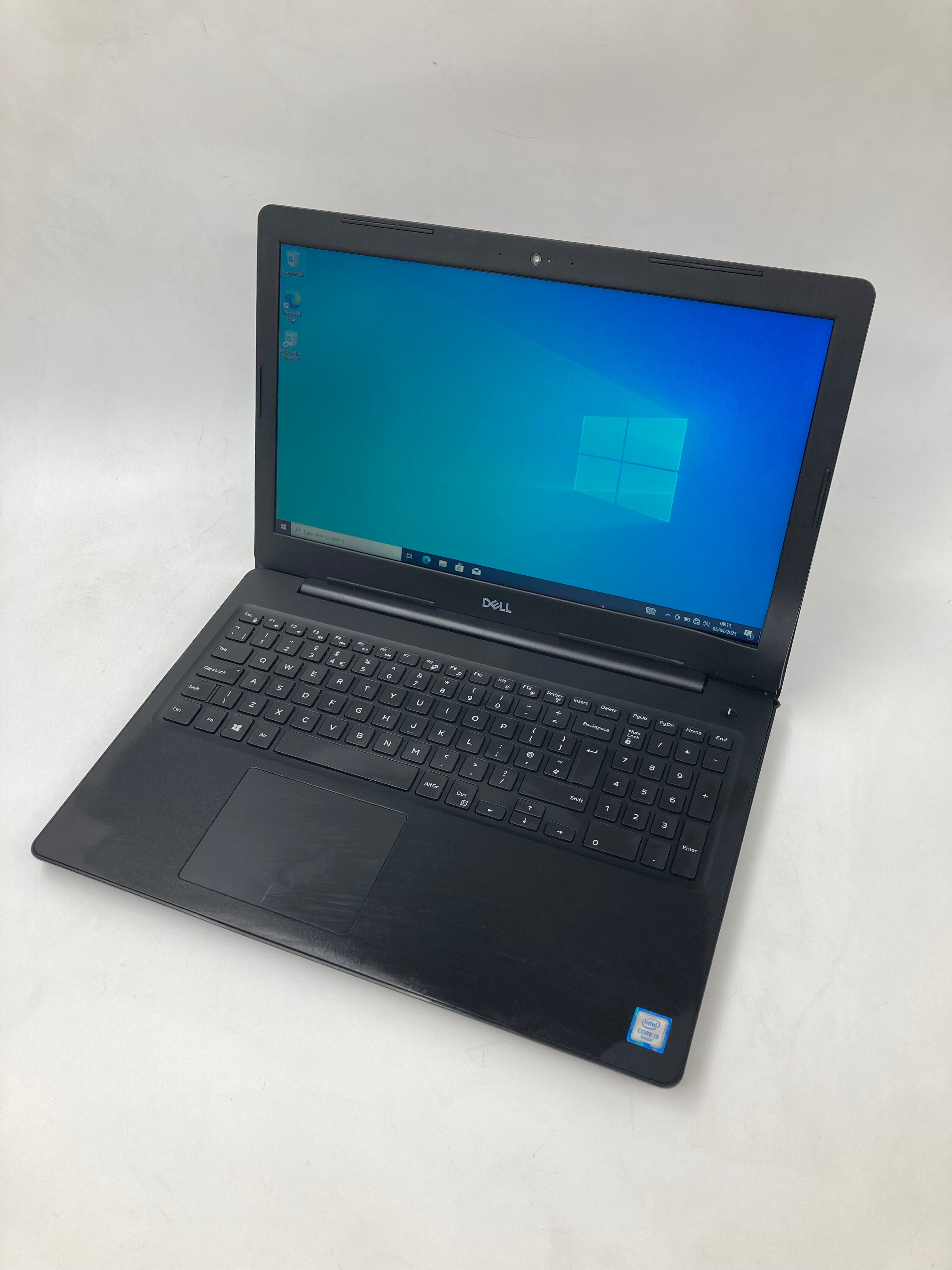 Dell Laptop Latitude 3590 15.6" i3-6006U 8GB RAM 128GB SSD W10 OS