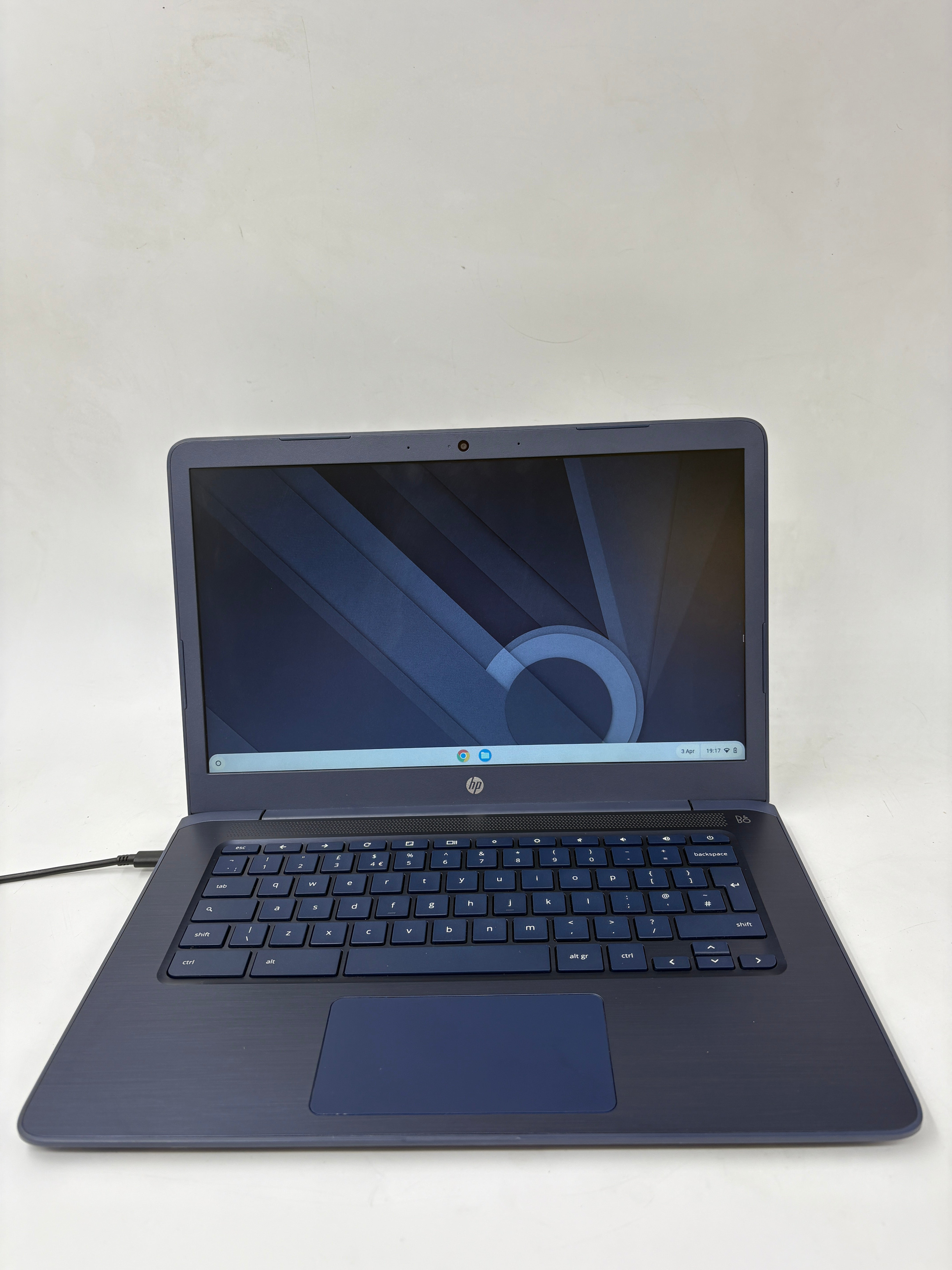 HP Chromebook 14-db0000na 14" Screen AMD A4-9120C Radeon R4 4GB RAM 32GB SSD