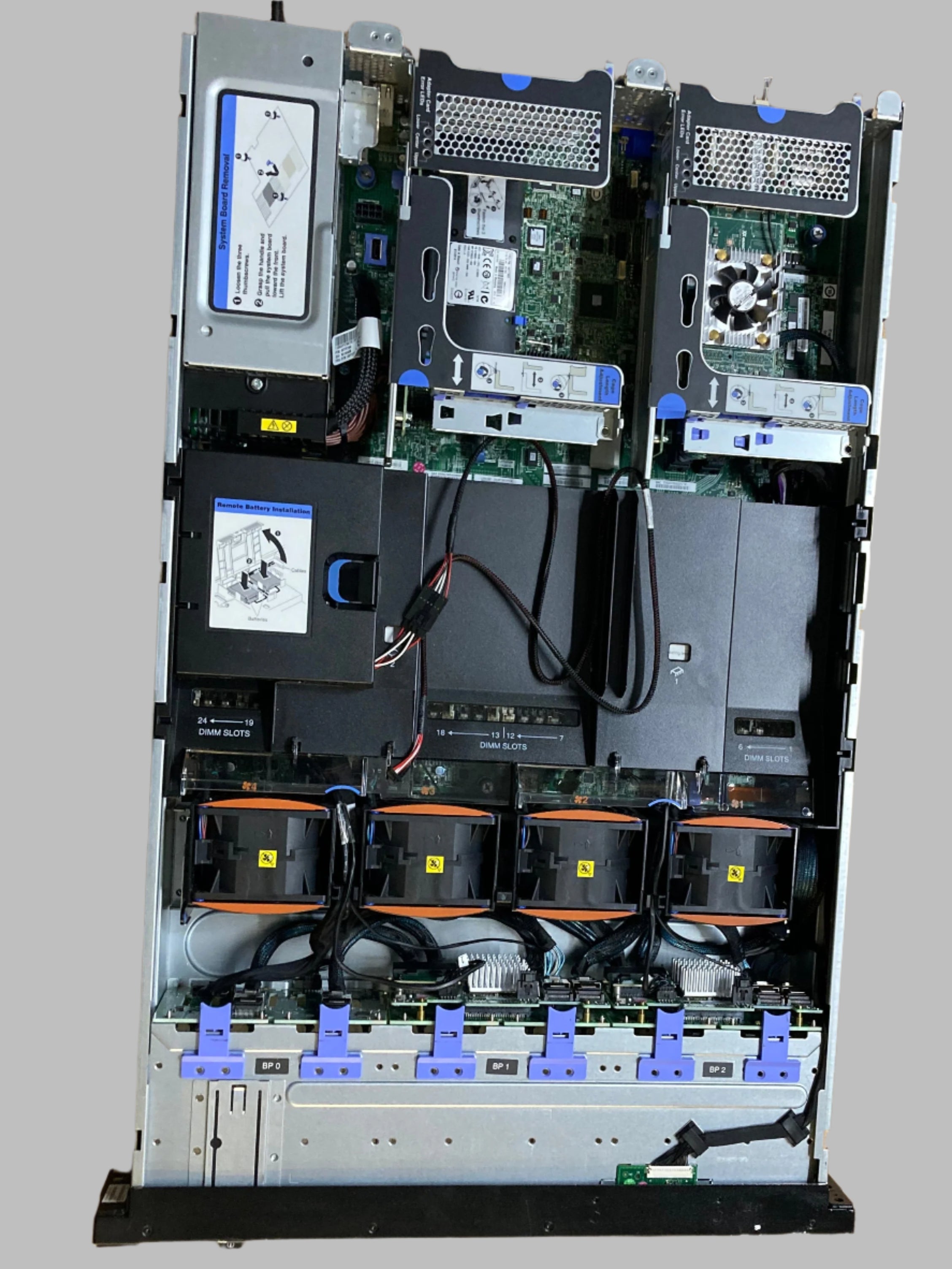 IBM Server System X3650 M4 HD 2x Xeon E5-2650 V2 24x SFF 32GB RAM No HDD