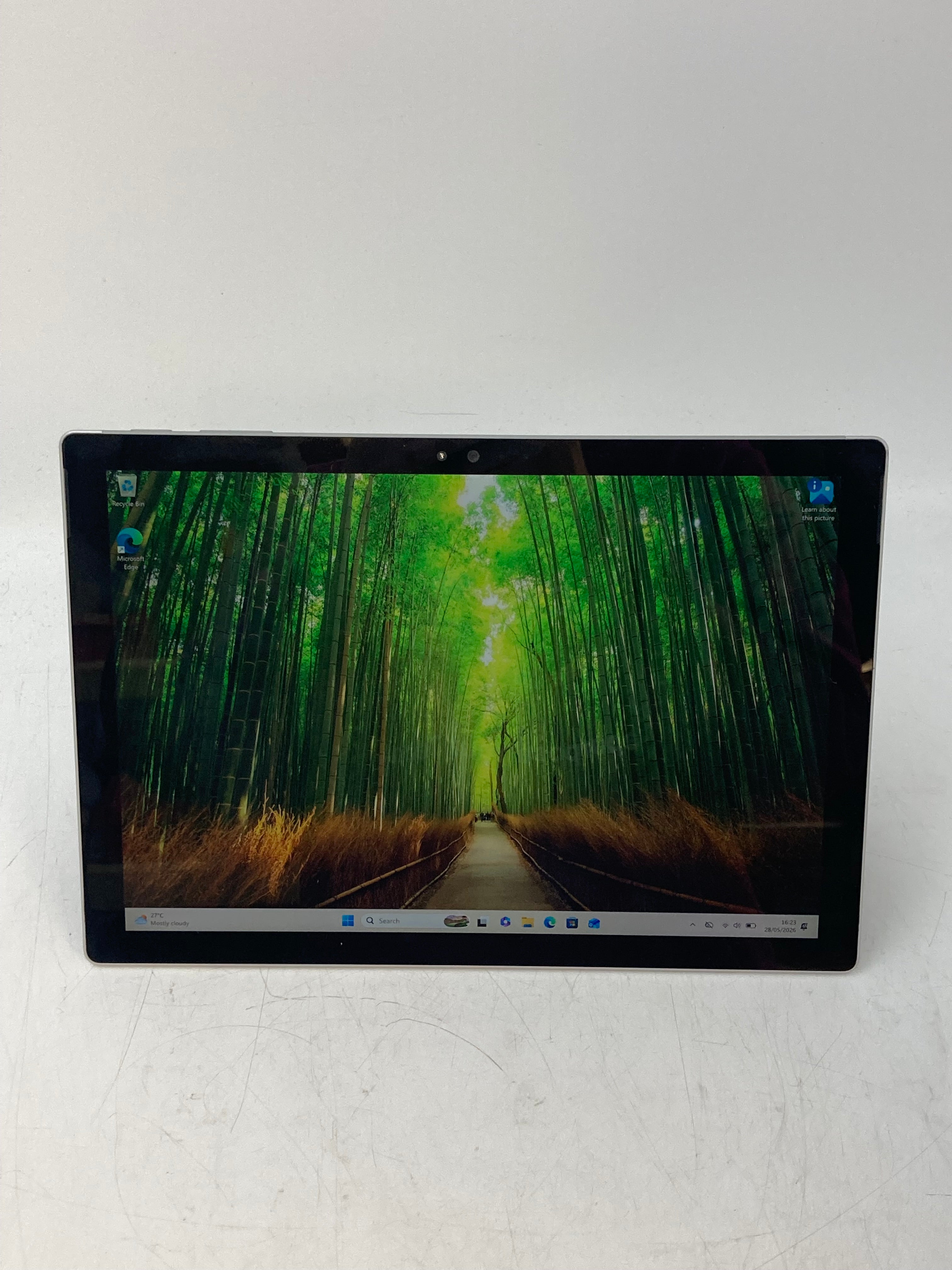 Microsoft Surface Pro 4 | 12.3" Touchscreen | i5 6th Gen | 8GB RAM | 256GB SSD | W11 Pro