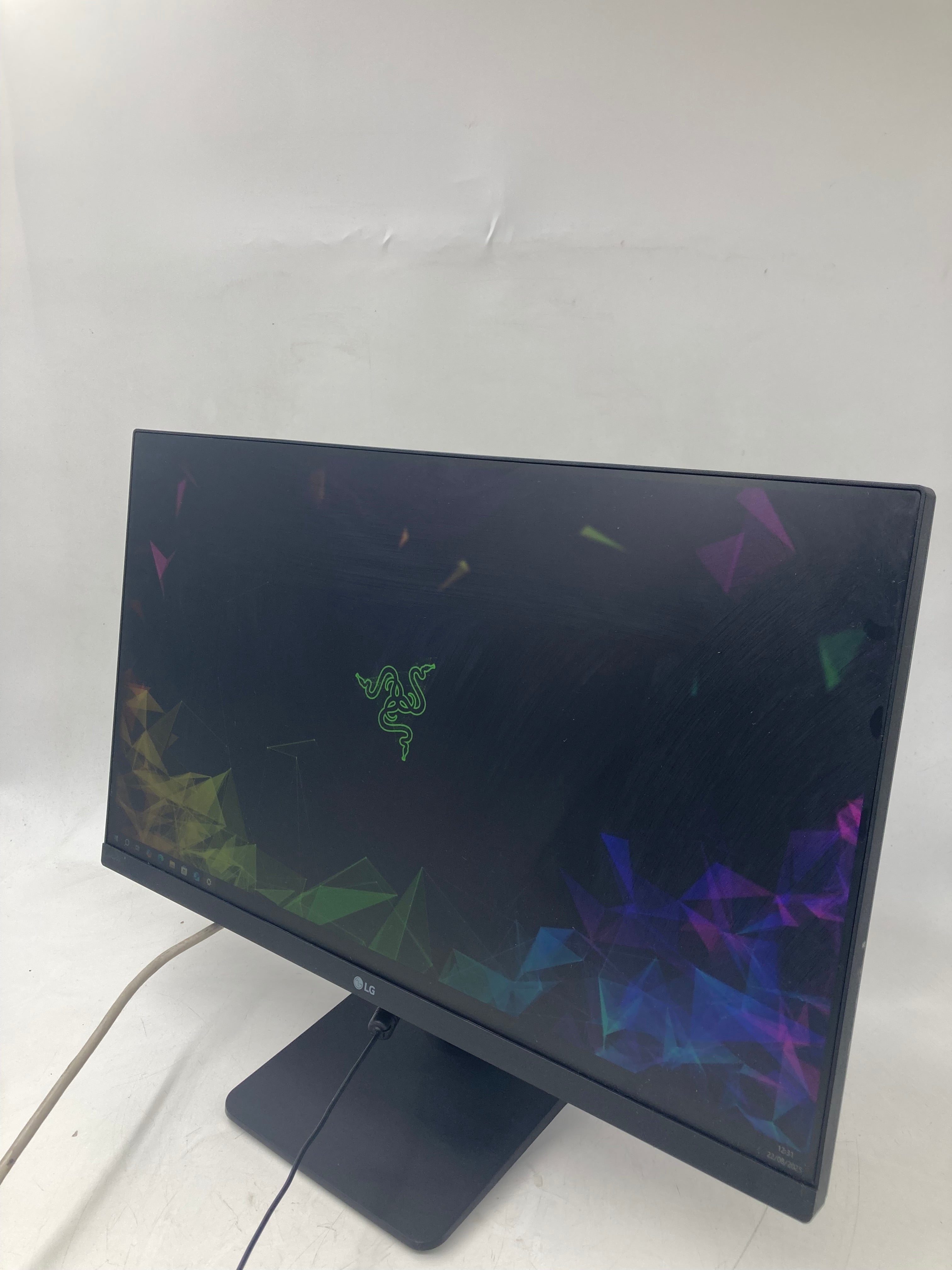 LG 24MP400 24" LCD Monitor DVI VGA HDMI