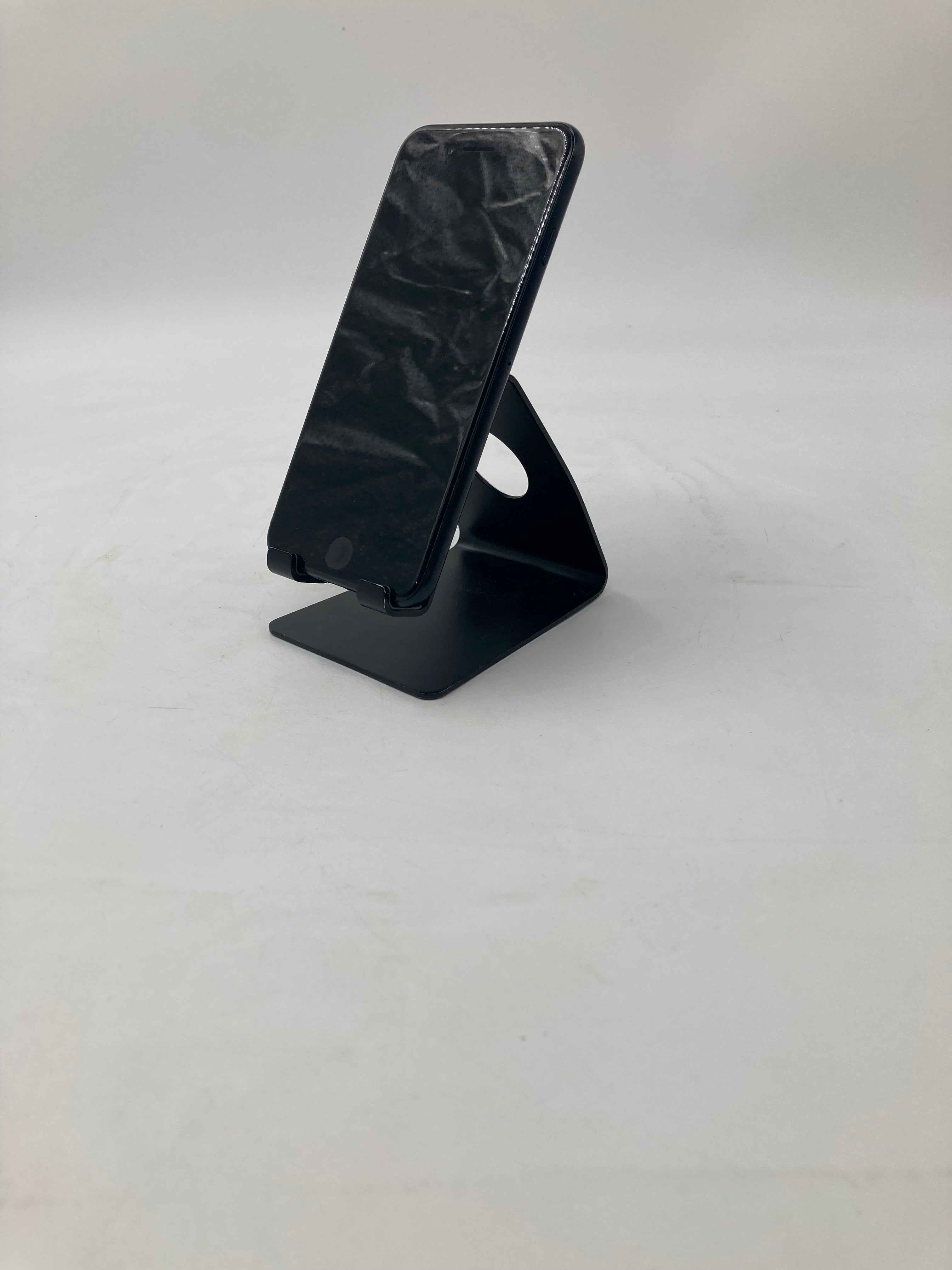 Apple iPhone SE A2783 4.7" Screen 64GB - Black