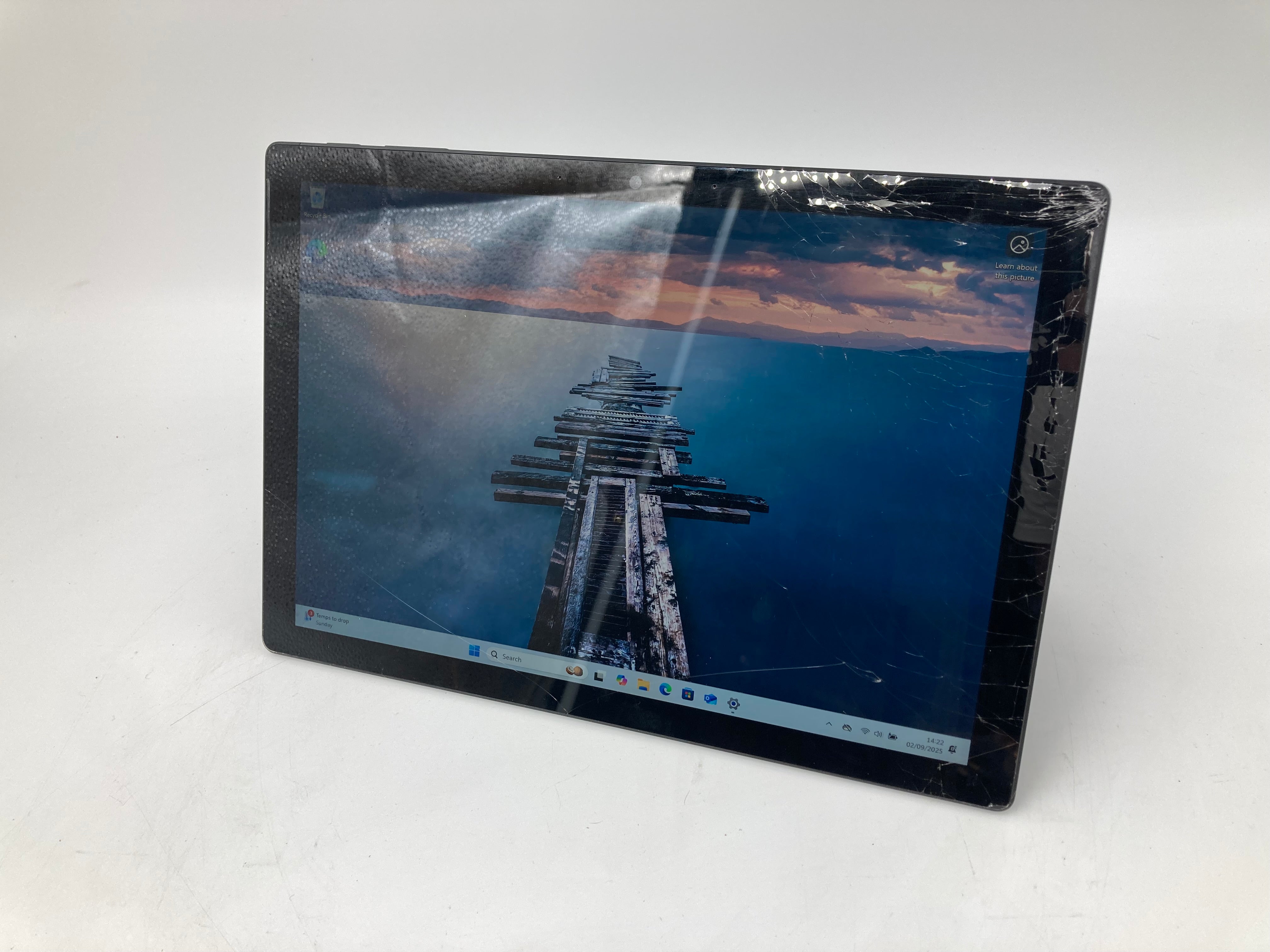 Microsoft Surface Pro 7 i7 10th Gen 12" 16GB RAM 256GB SSD W11