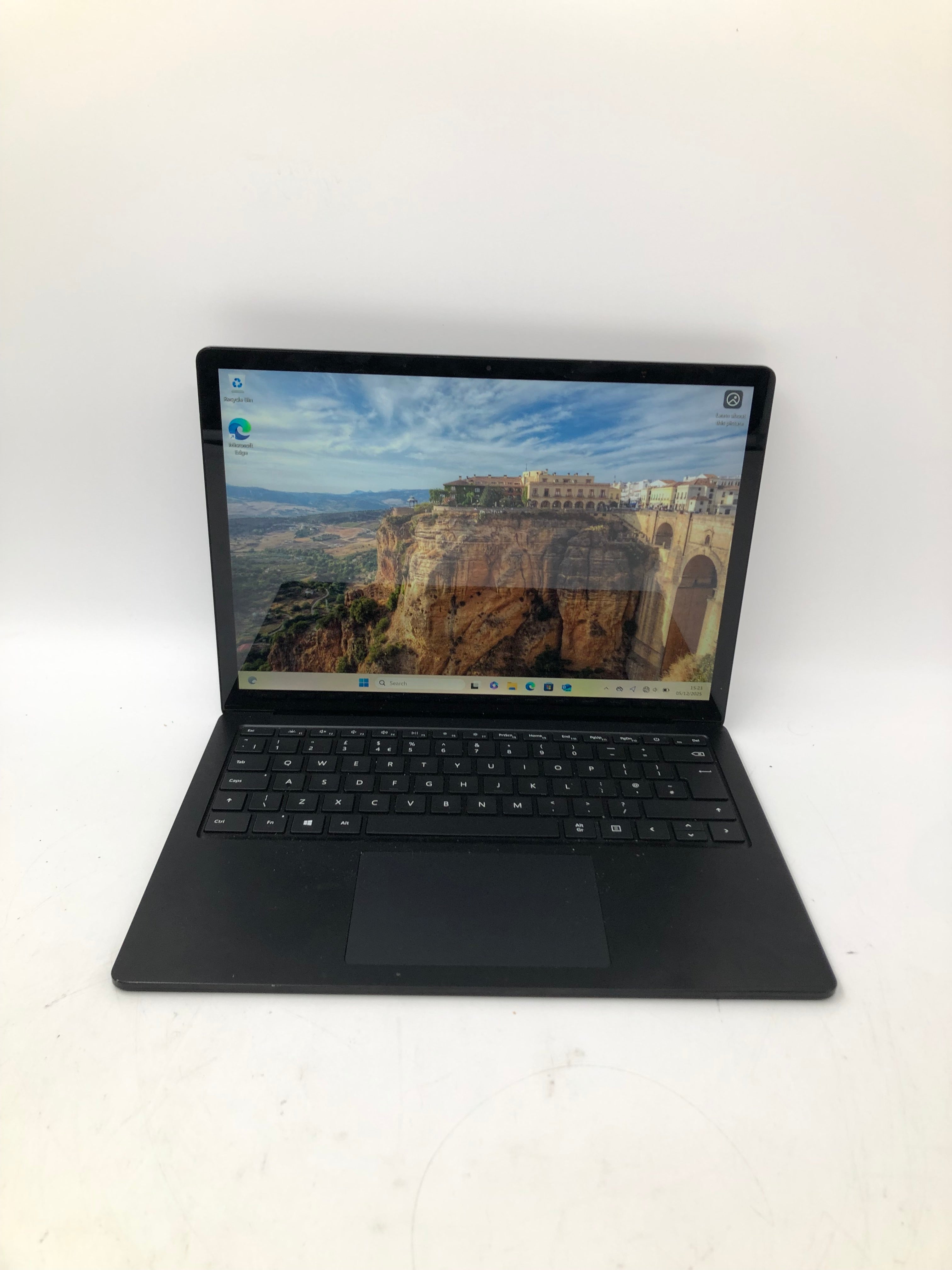 Microsoft Surface 3 13"TouchScreen i7 10th Gen 16GB RAM 512GB SSD W11