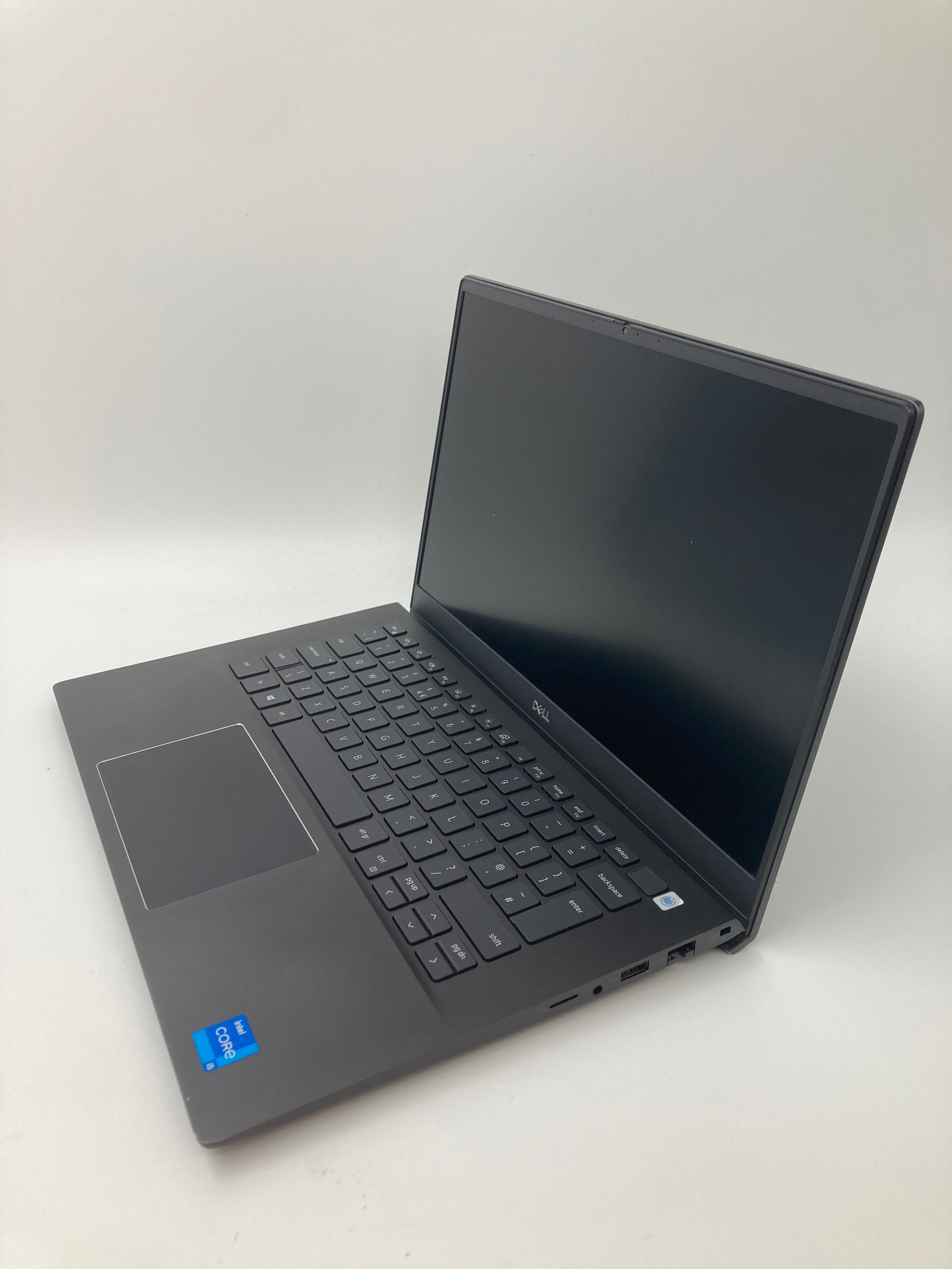 Dell Vostro 5402 | 14" FHD | i5 11th Gen | 8GB RAM | 256GB SSD | W11 | Grade B