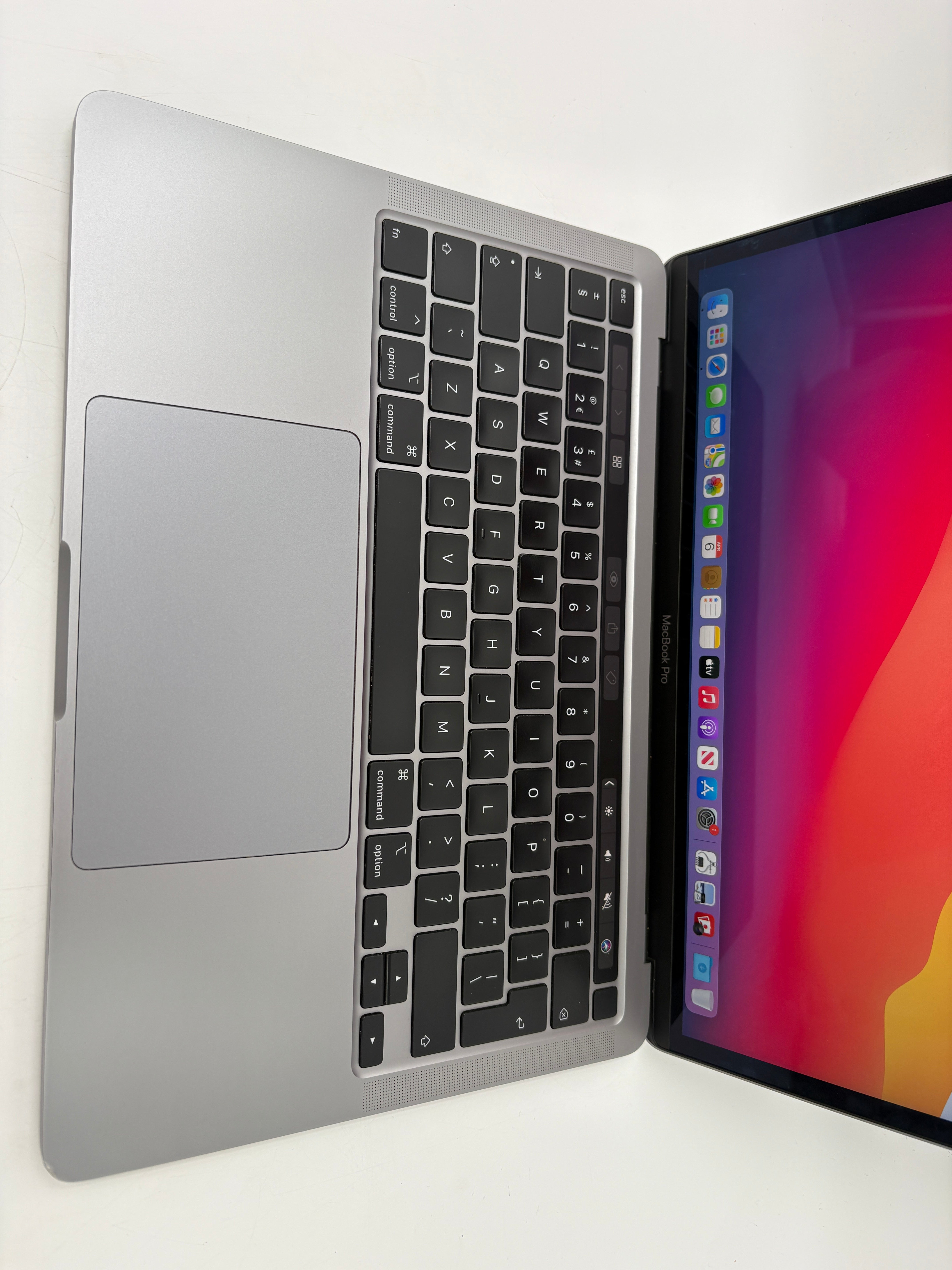 Apple MacBook Pro 2020 | 13" WQXGA | i5 10th Gen | 16GB RAM | 512GB SSD | macOS | Grade B