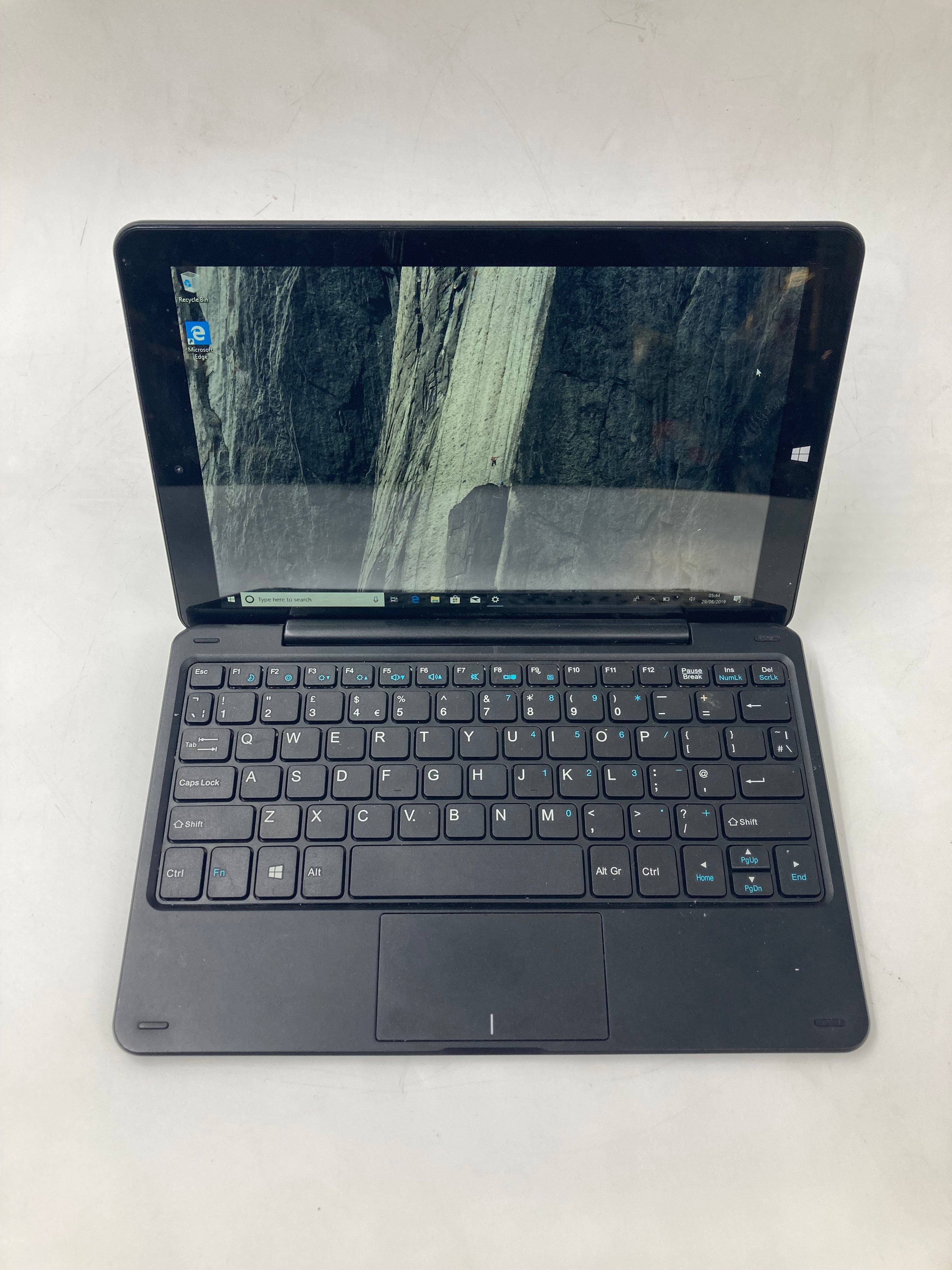 Microsoft LINX 1010B 10.1" Intel Atom Tablet & Keyboard 2GB RAM 32GB HDD W10 OS