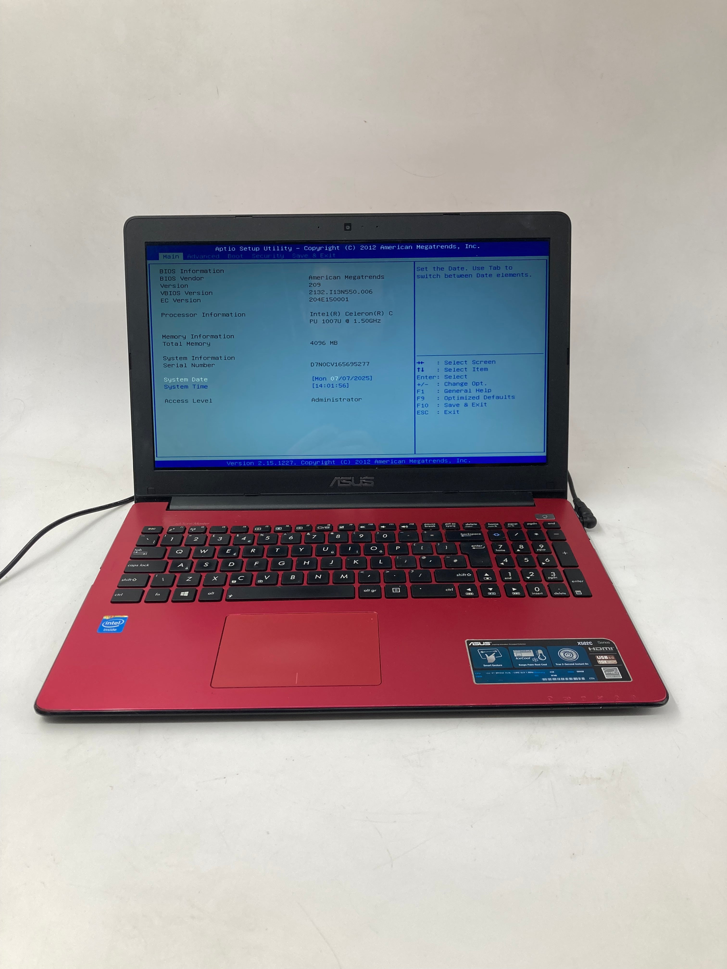 Asus Laptop X502C 15.6" Screen Celeron 1007U 4GB Ram No Storage No OS