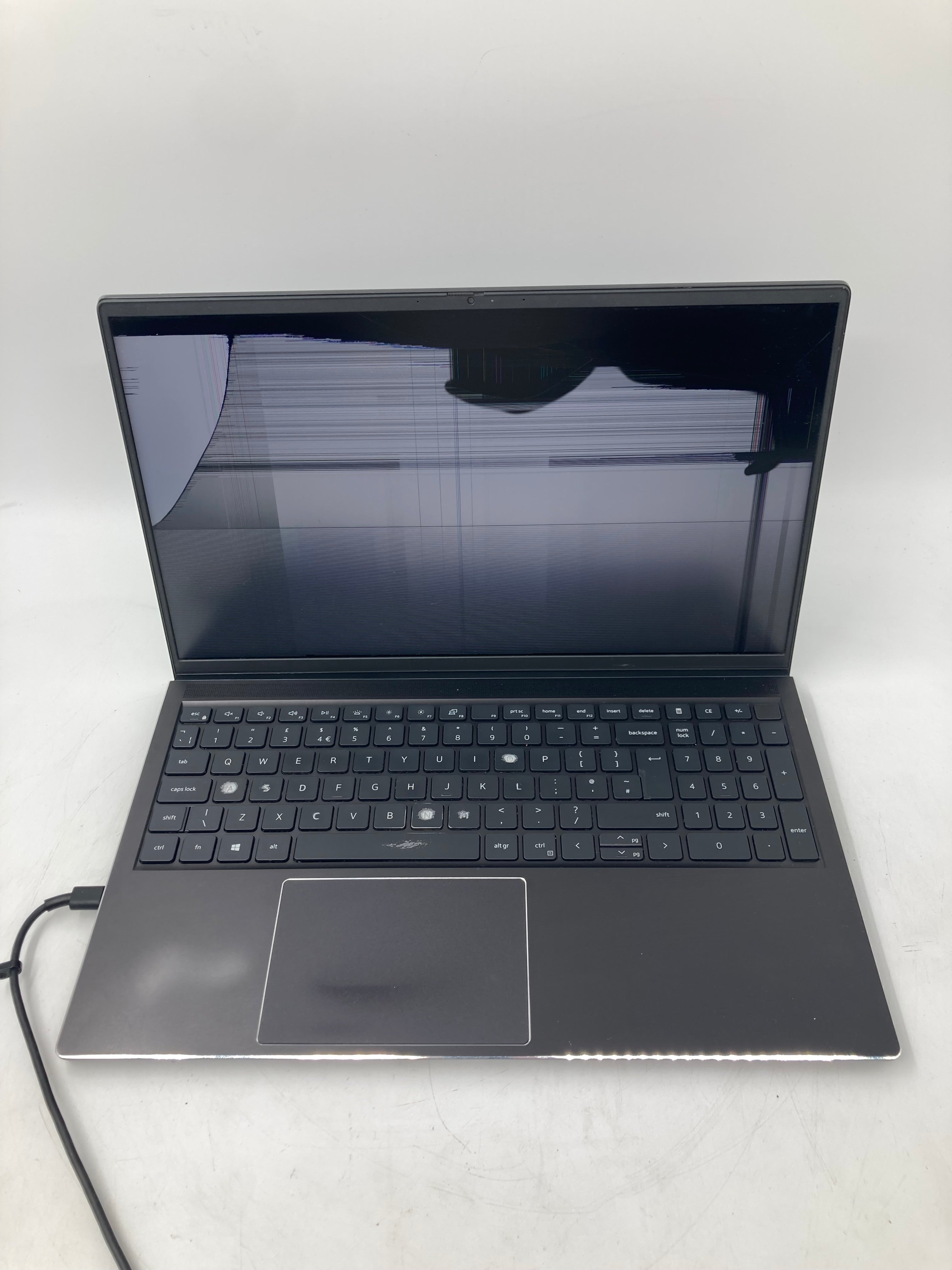 Dell Laptop Vostro 7510 15" i7 11th Gen 16GB RAM No HDD No OS *Spares*