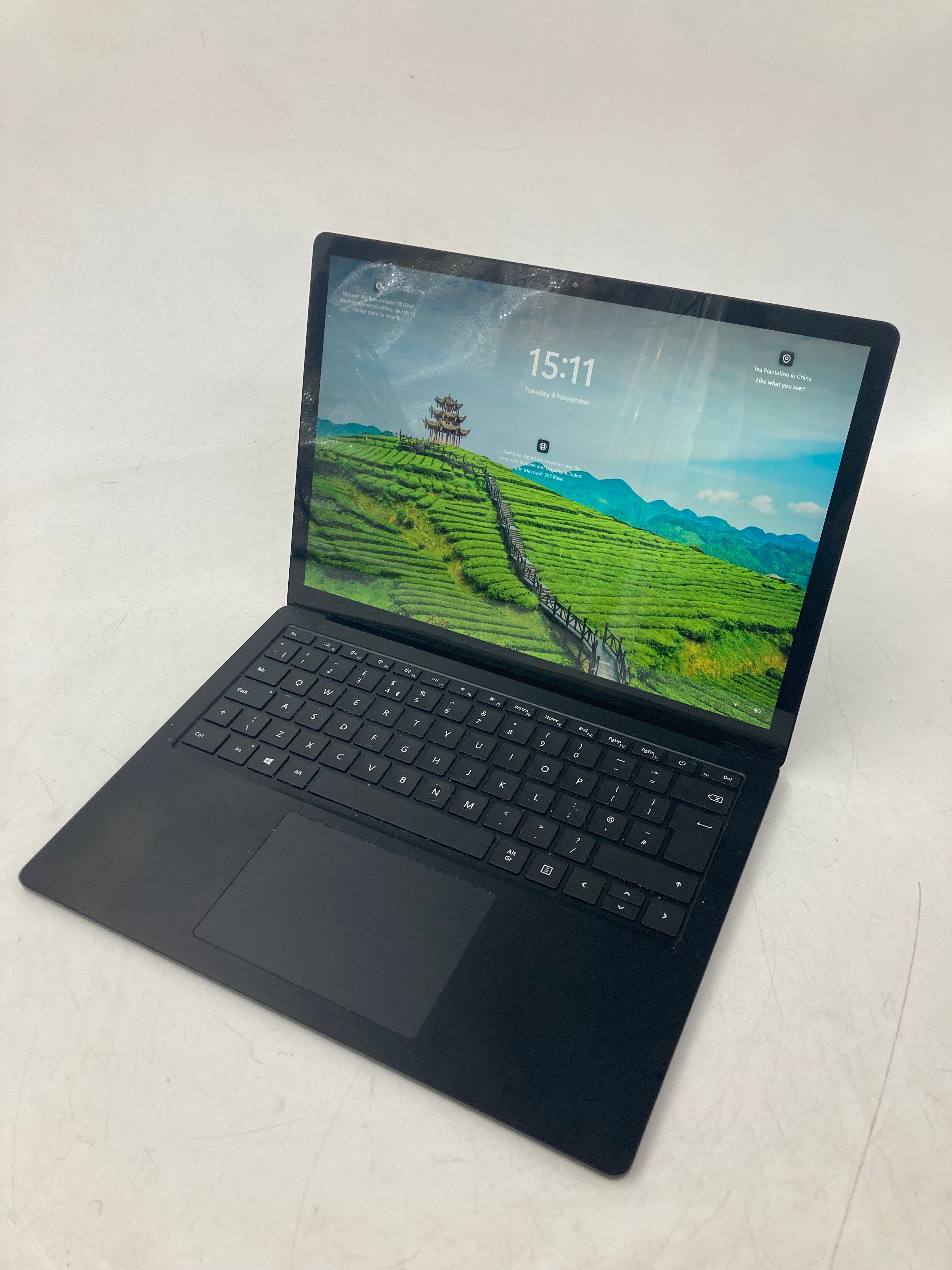 Microsoft Surface Laptop 3 13" Screen i5 10th Gen 8GB RAM 256GB SSD W11 Spares