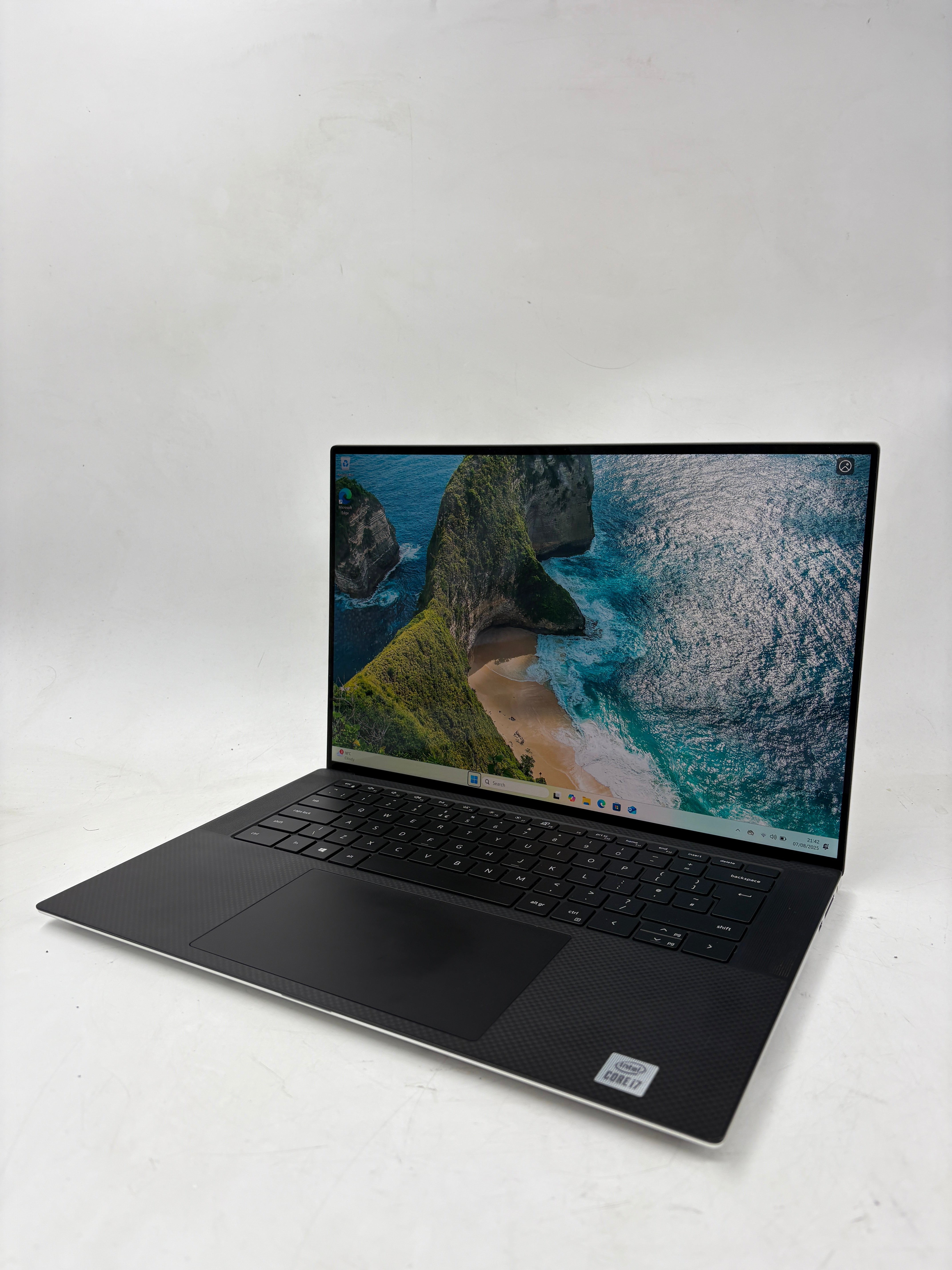 Refurbished Dell XPS 15 9500 15.6" Touch Screen (3840 x 2400) Intel Core i7-10750H 32GB RAM 1TB SSD Windows 11 Pro Laptop