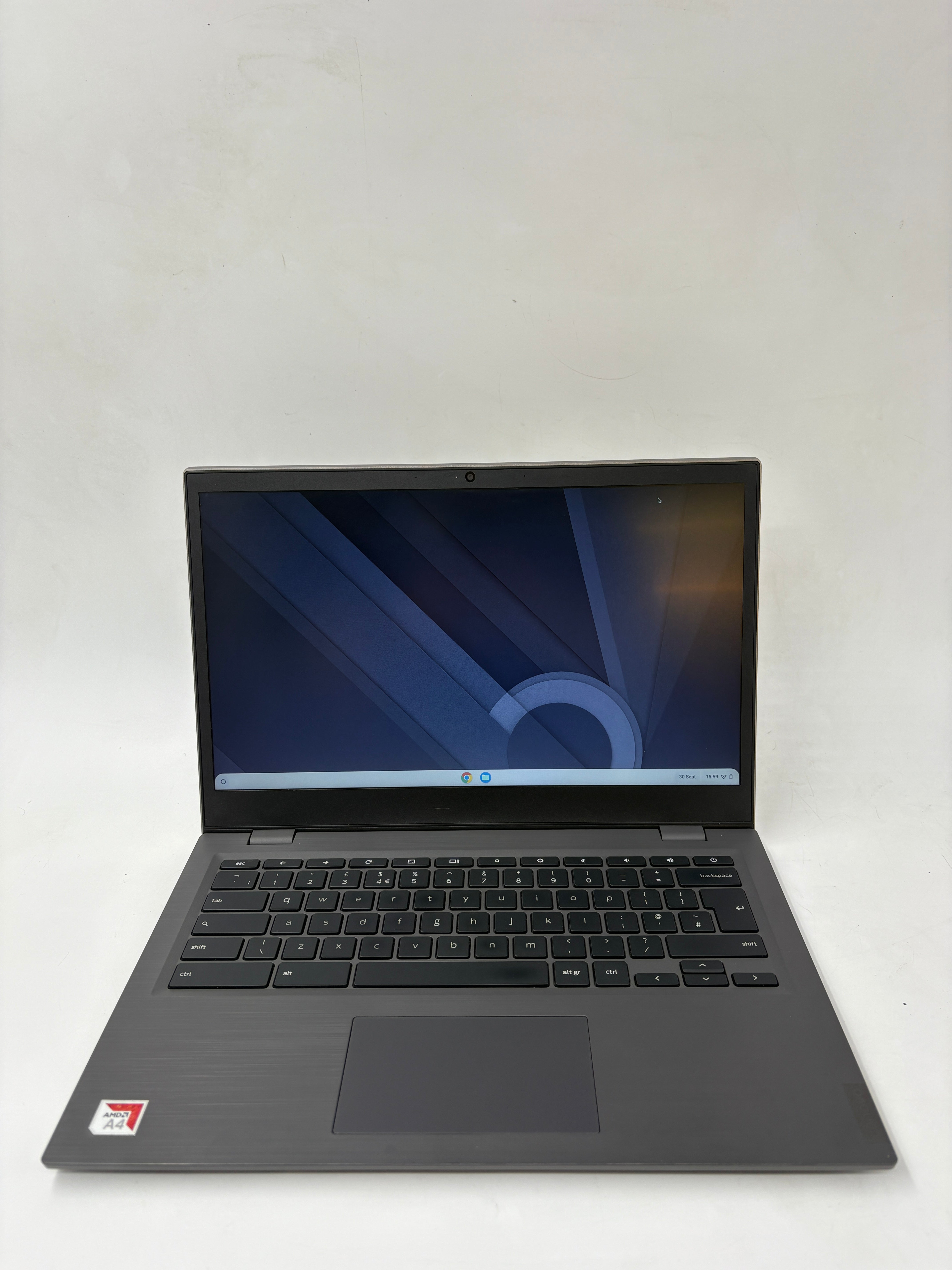 Lenovo Chromebook S345-14AST 14" Screen AMD A4-9120C Radeon R4 4GB RAM 32GB SSD