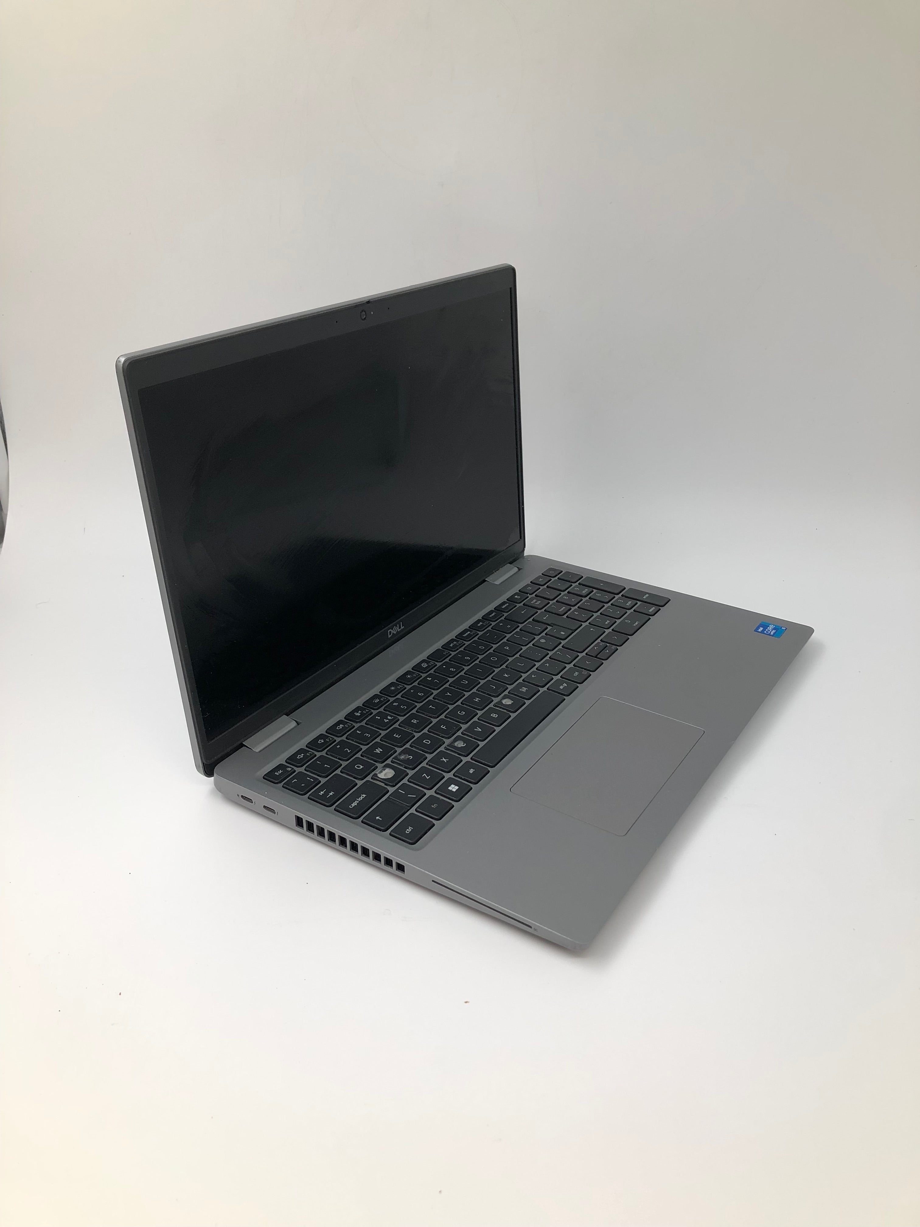Dell Laptop Latitude 5520 15" Screen i5 11th Gen 8GB RAM No SSD No OS -Spares-