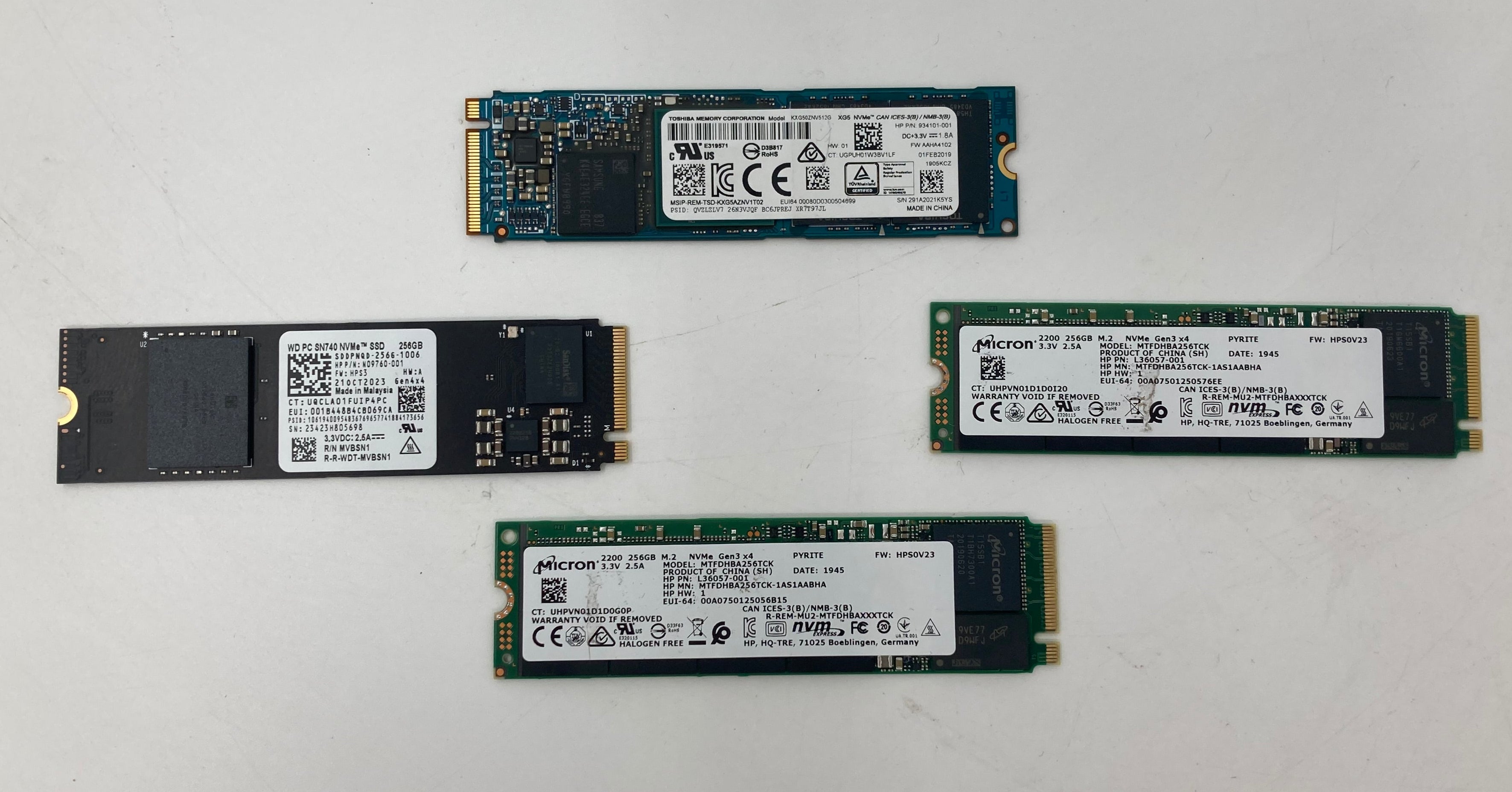 Batch of 3x 256GB & 1x 512GB SSD M.2 NVME 22x80