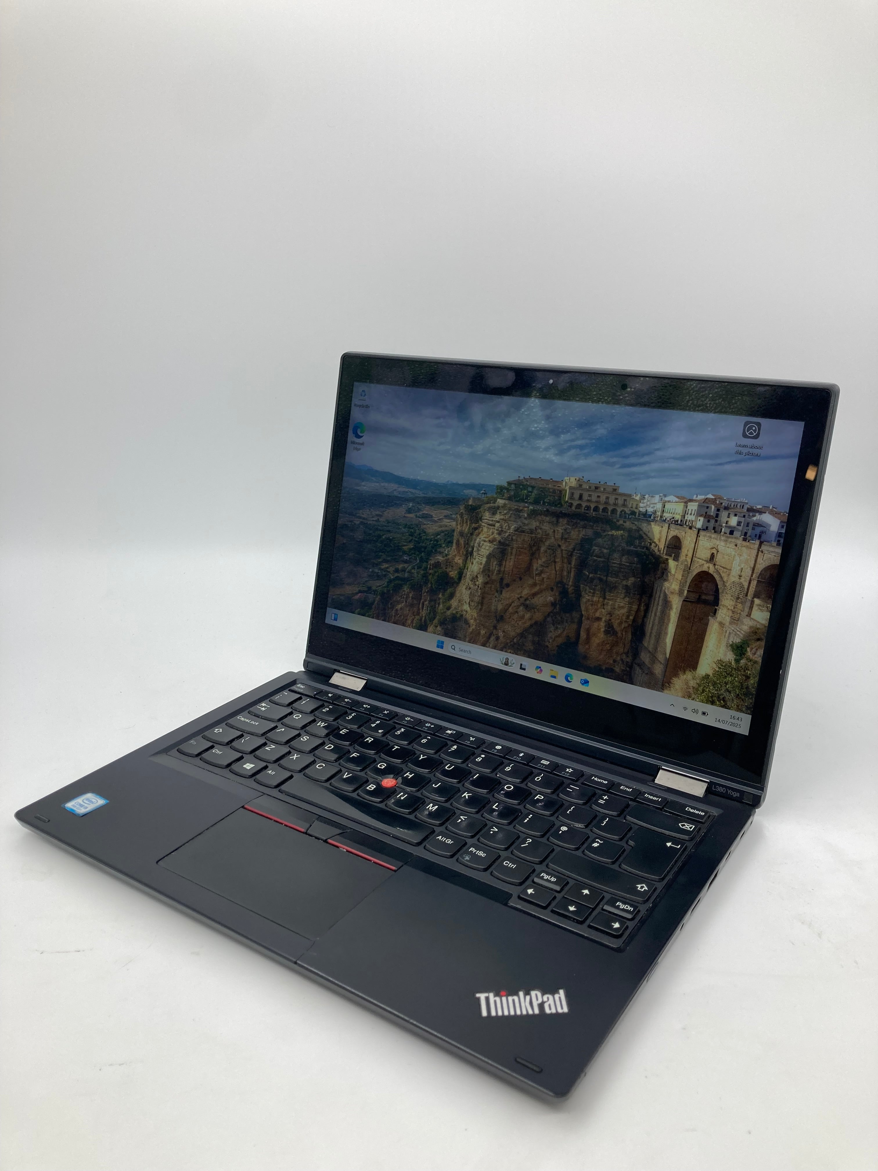 Lenovo L390 Yoga 13.3" Screen i5 8th Gen 16GB RAM 512 SSD Win 11