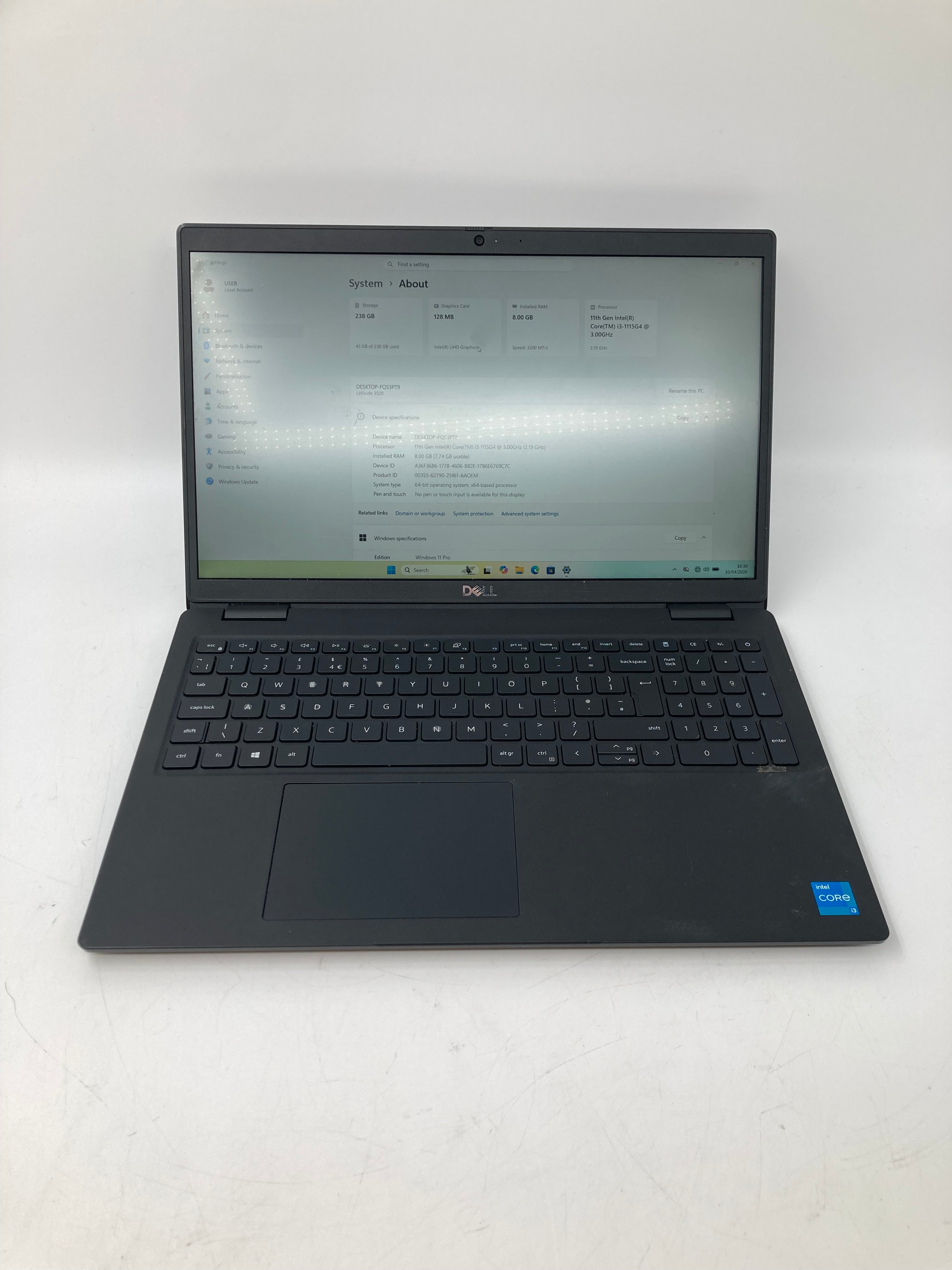 Dell Latitude 3520 | 15.6" FHD | i3 11th Gen CPU | 8GB RAM | 256GB SSD | W11 | Grade C