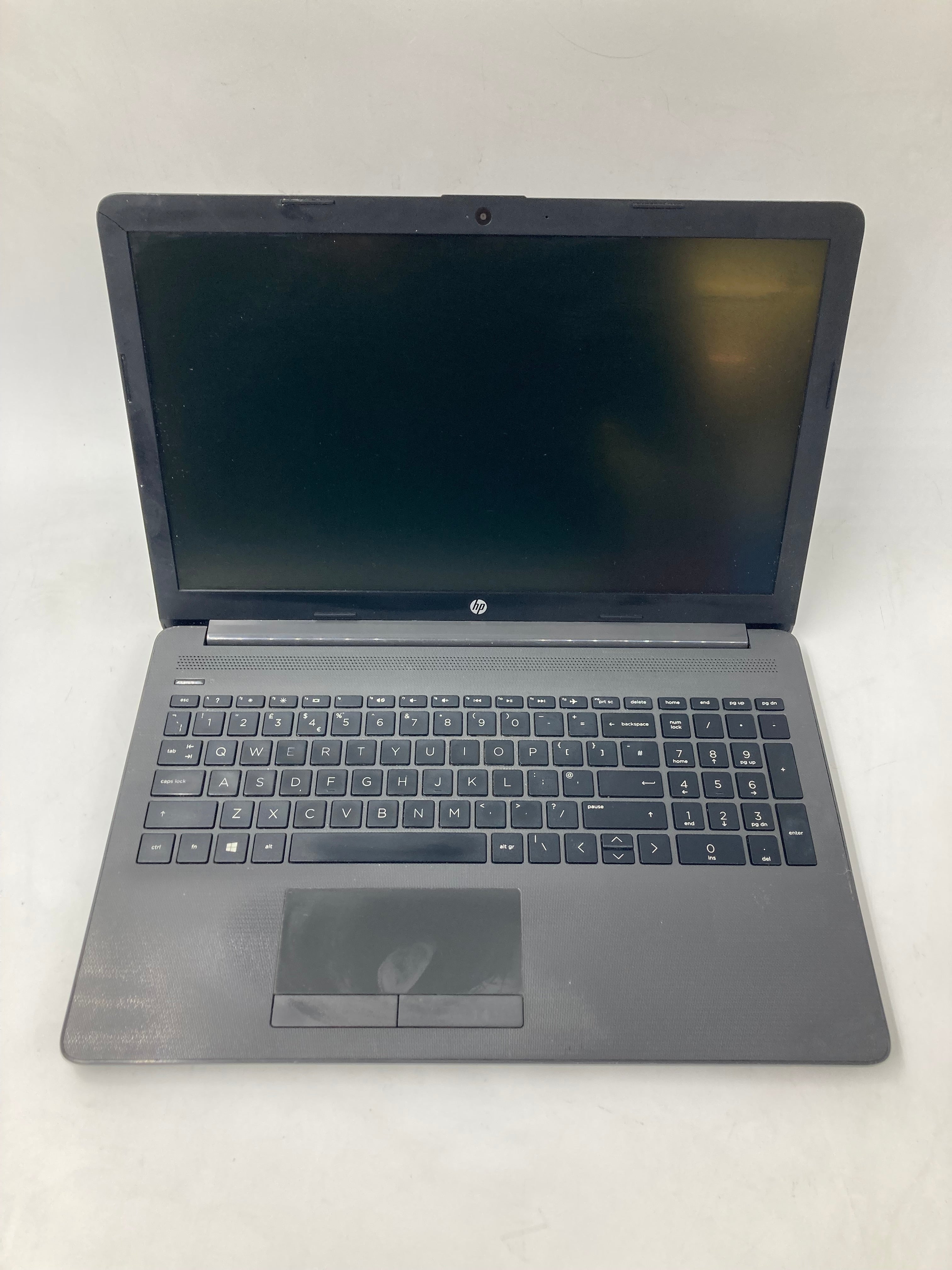 HP Laptop 250 G7 15.6" i5 8th Gen 8GB RAM No SSD No OS *Spares*
