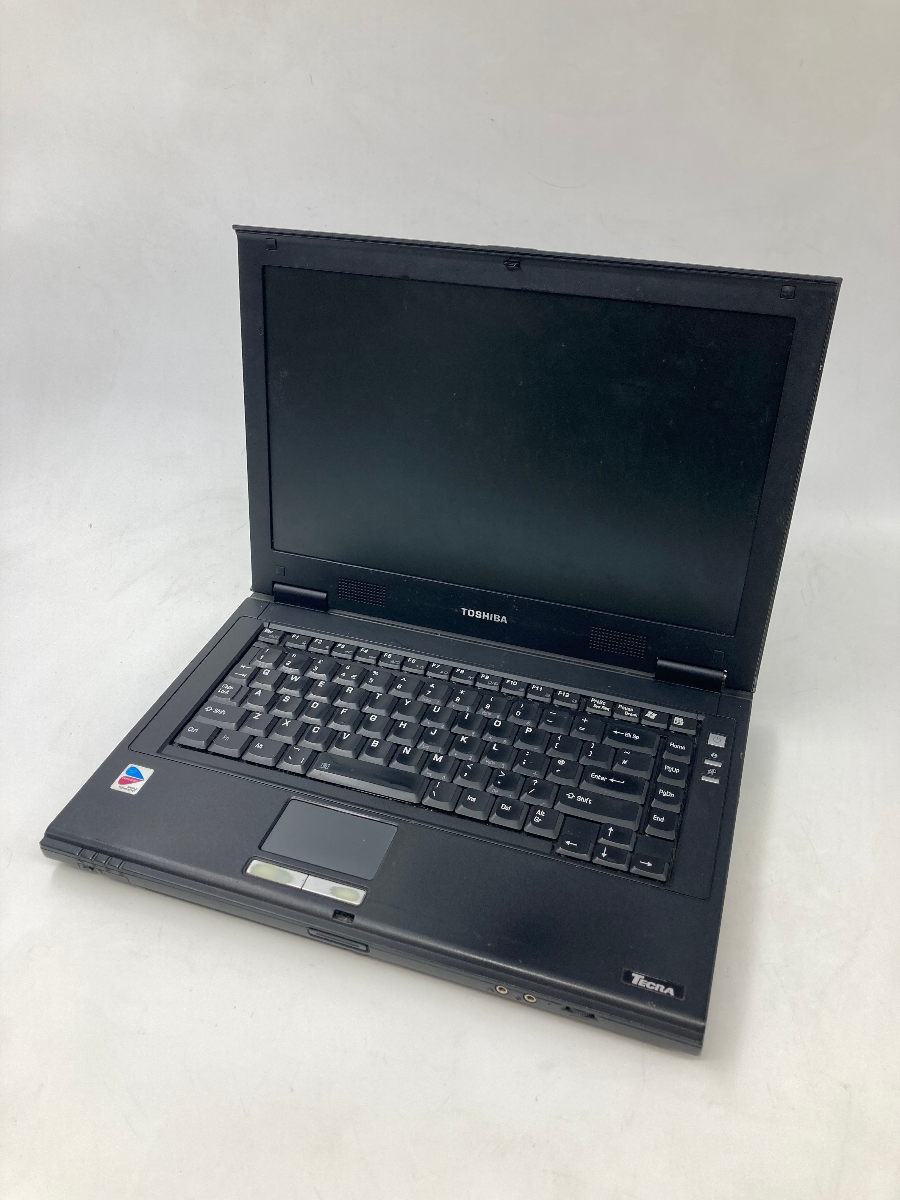 Toshiba Laptop Tecra A5 14" Intel Centrino 1GB RAM No HDD *Spares*