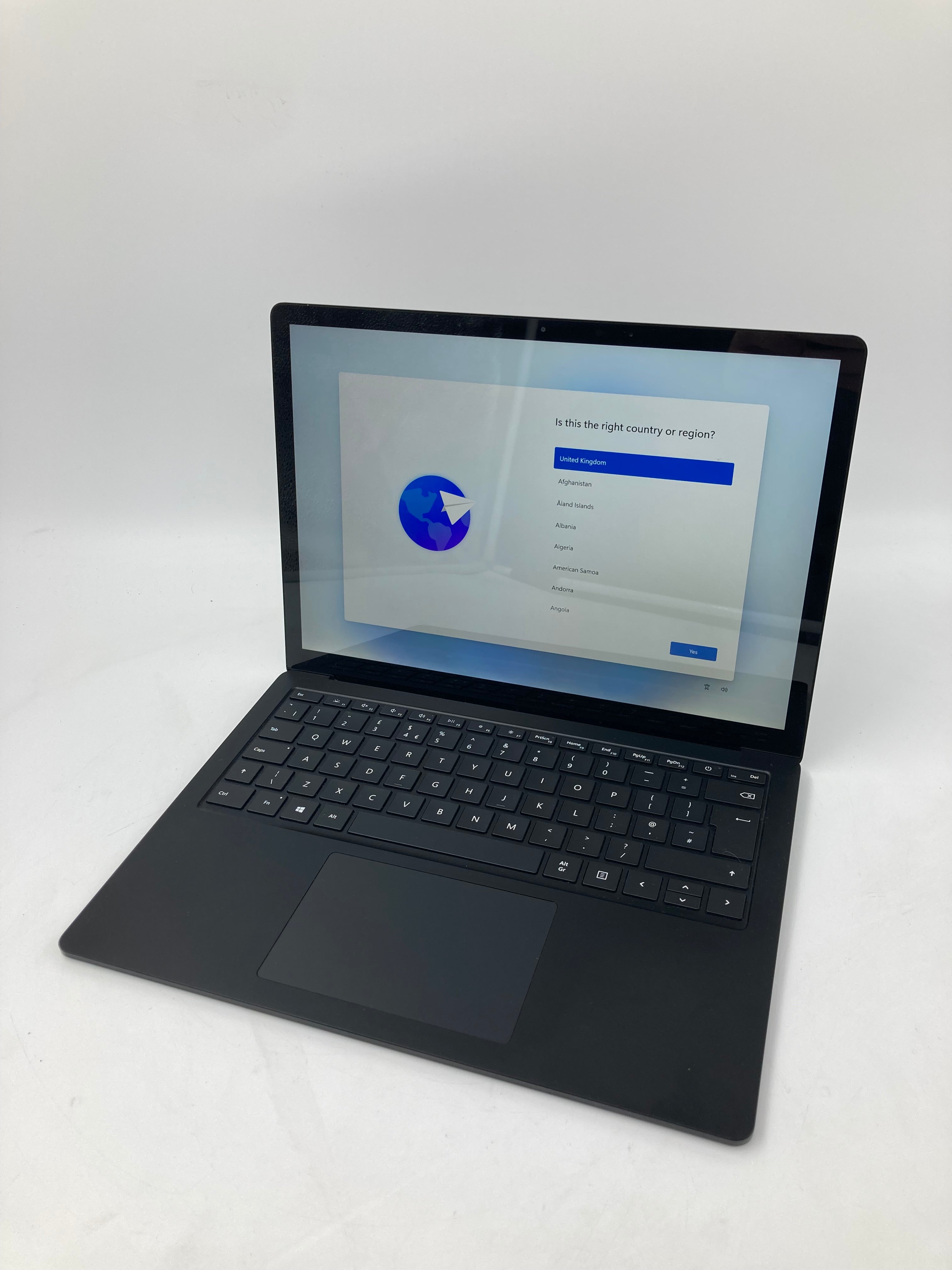 Microsoft Surface Laptop 3 13" i5 10th Gen 8GB RAM 256GB SSD W11