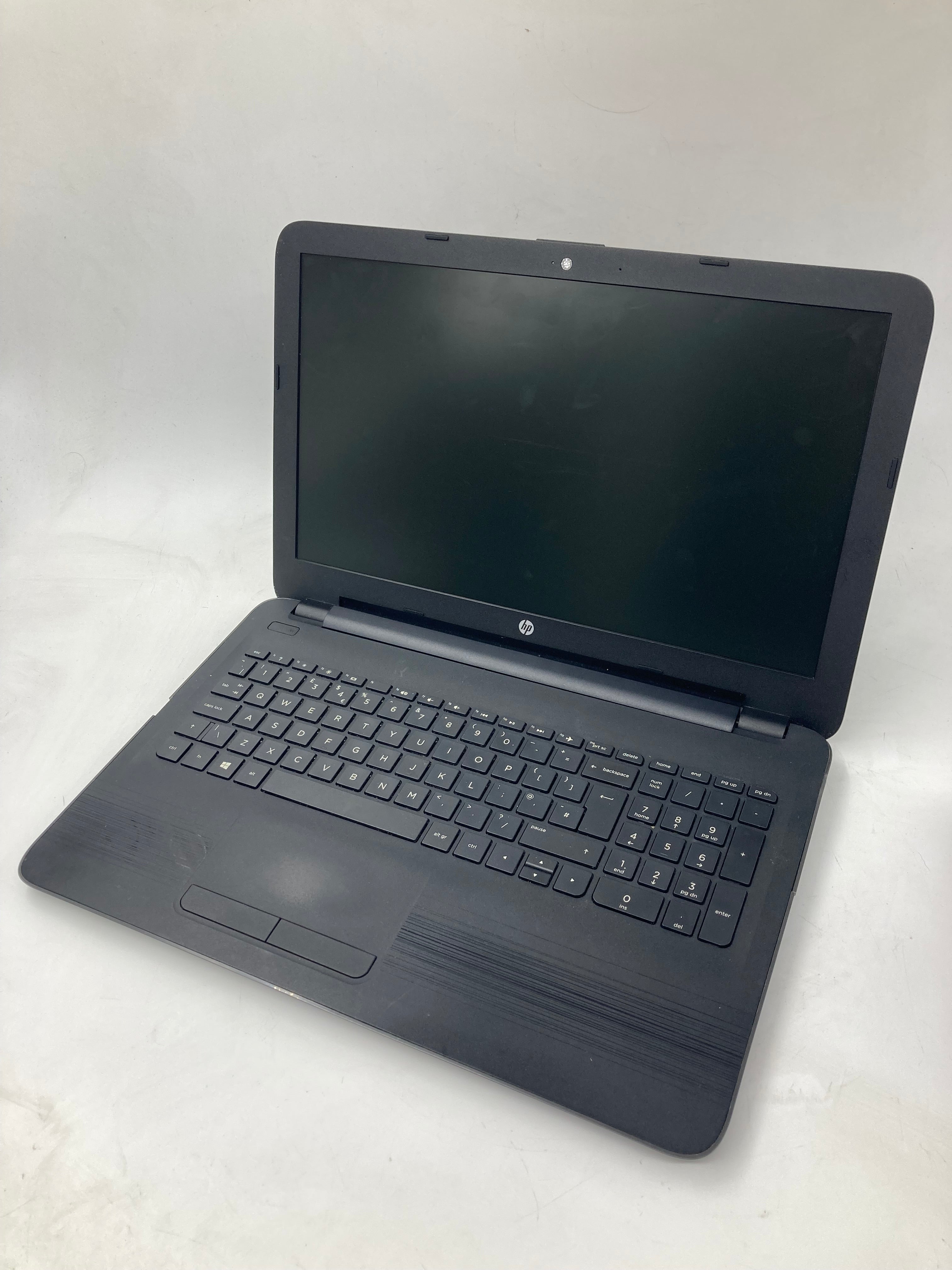 HP 255 G5 15" Screen AMD A6 7th gen 4GB RAM No SSD No OS *Spares"