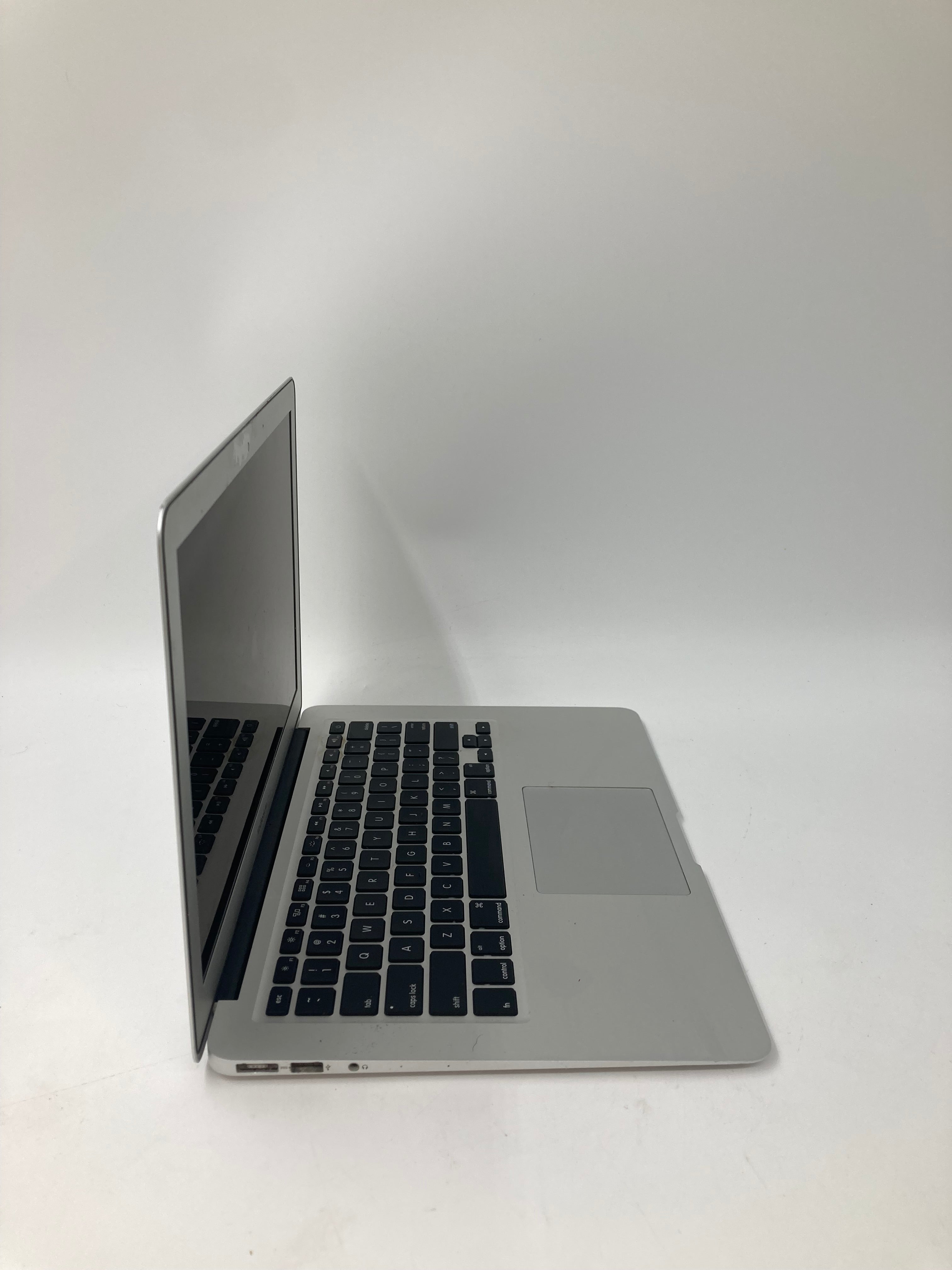 Apple Laptop MacBook Air 2014 13.3" Screen i5 4th Gen 4GB RAM 120GB SSD