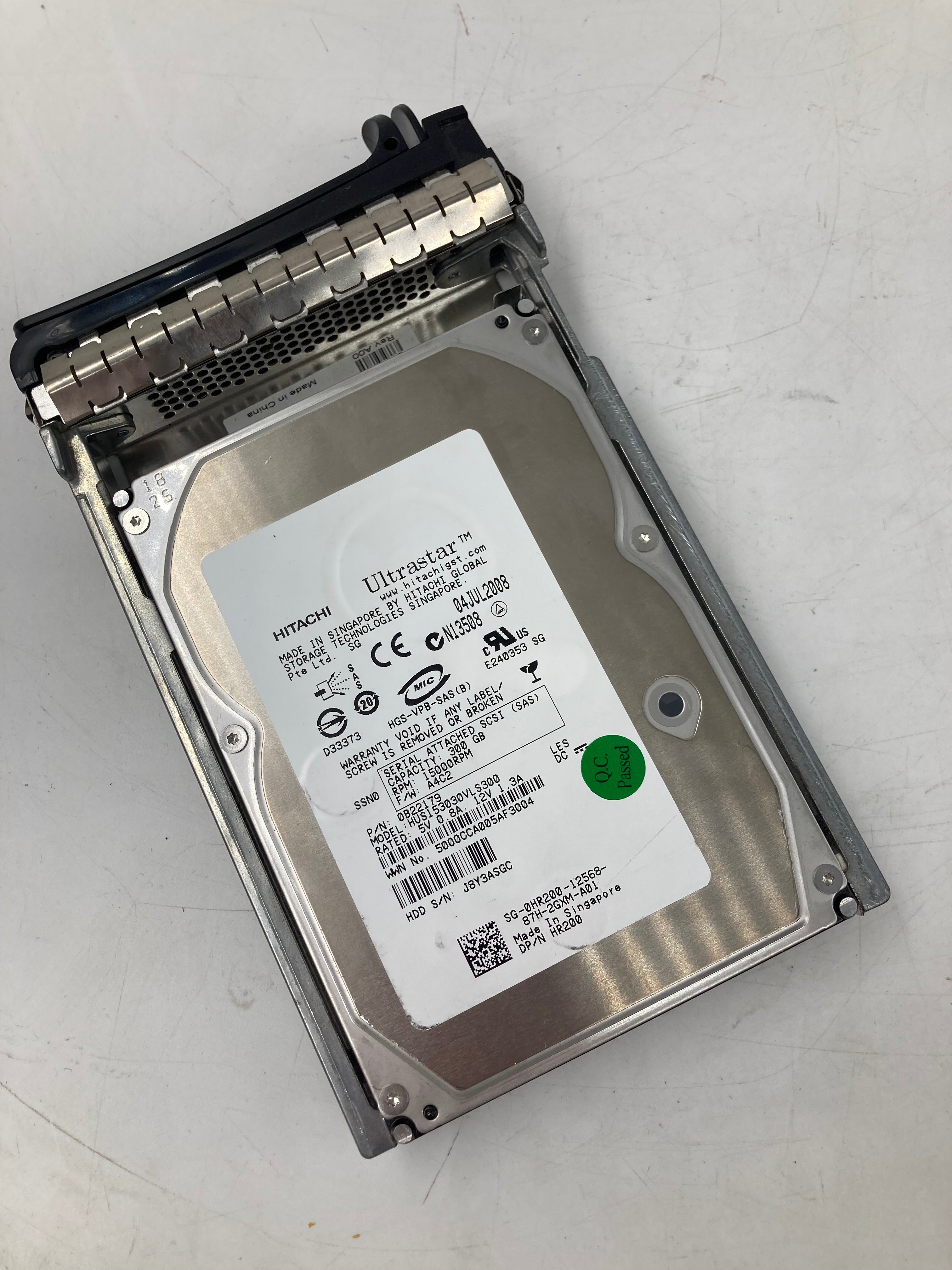 Hitachi HDD 3.5" SAS 300GB 15K RPM 3 Gbps P/N 0B22179 Lot Of 3