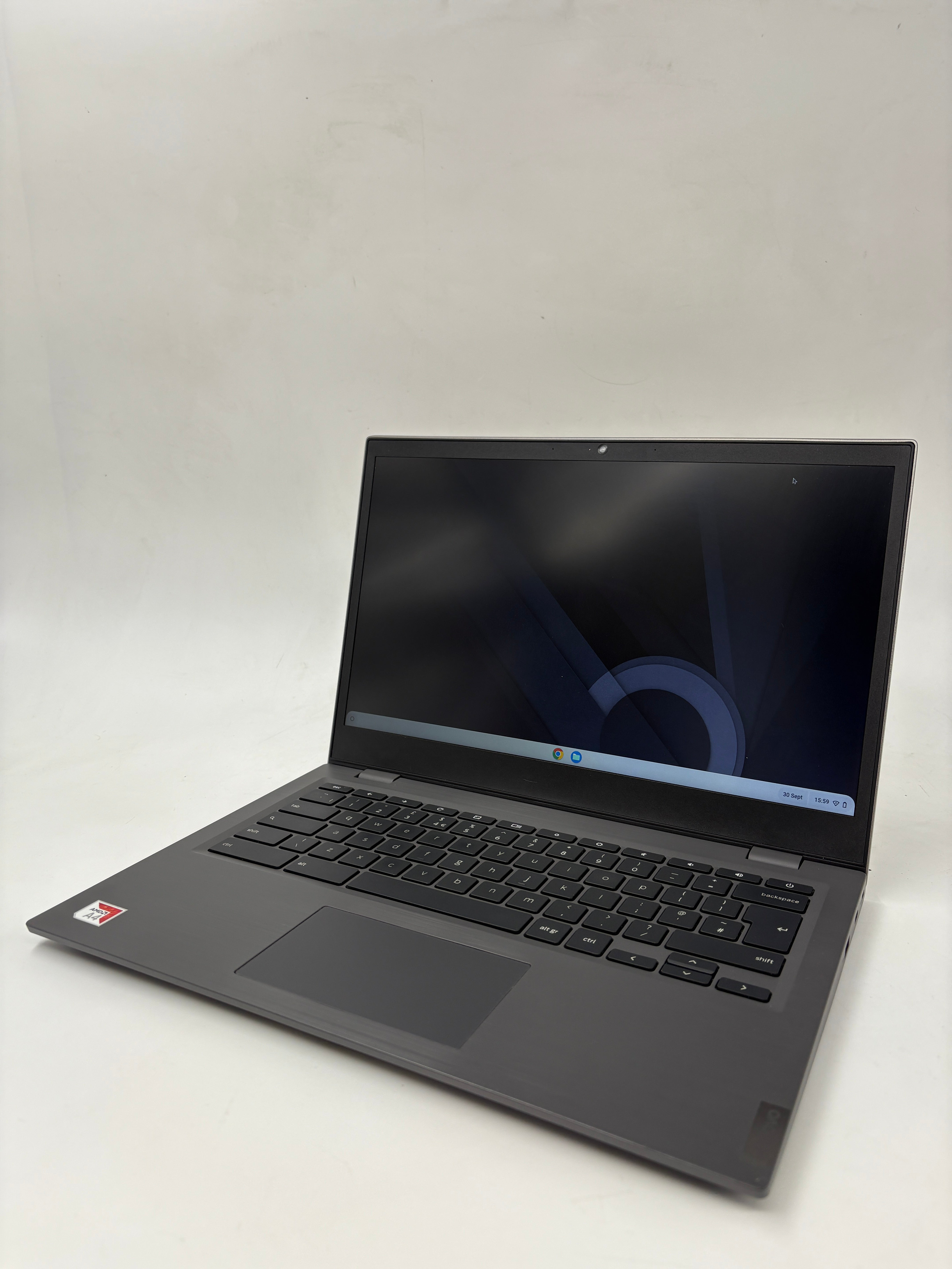 Lenovo Chromebook S345-14AST 14" Screen AMD A4-9120C Radeon R4 4GB RAM 32GB SSD
