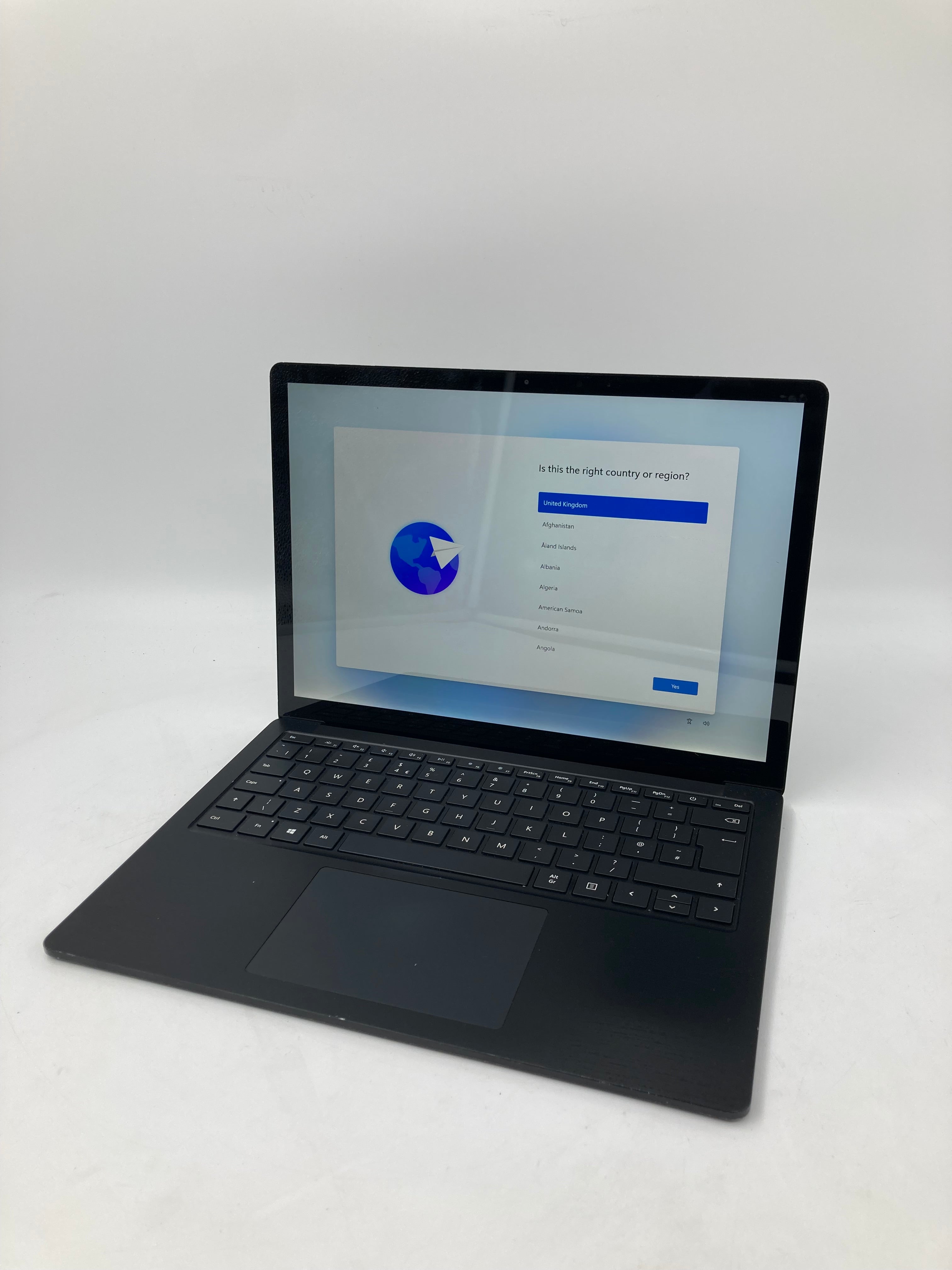 Microsoft Surface Laptop 3 13" i5 10th Gen 8GB RAM 256GB SSD W11