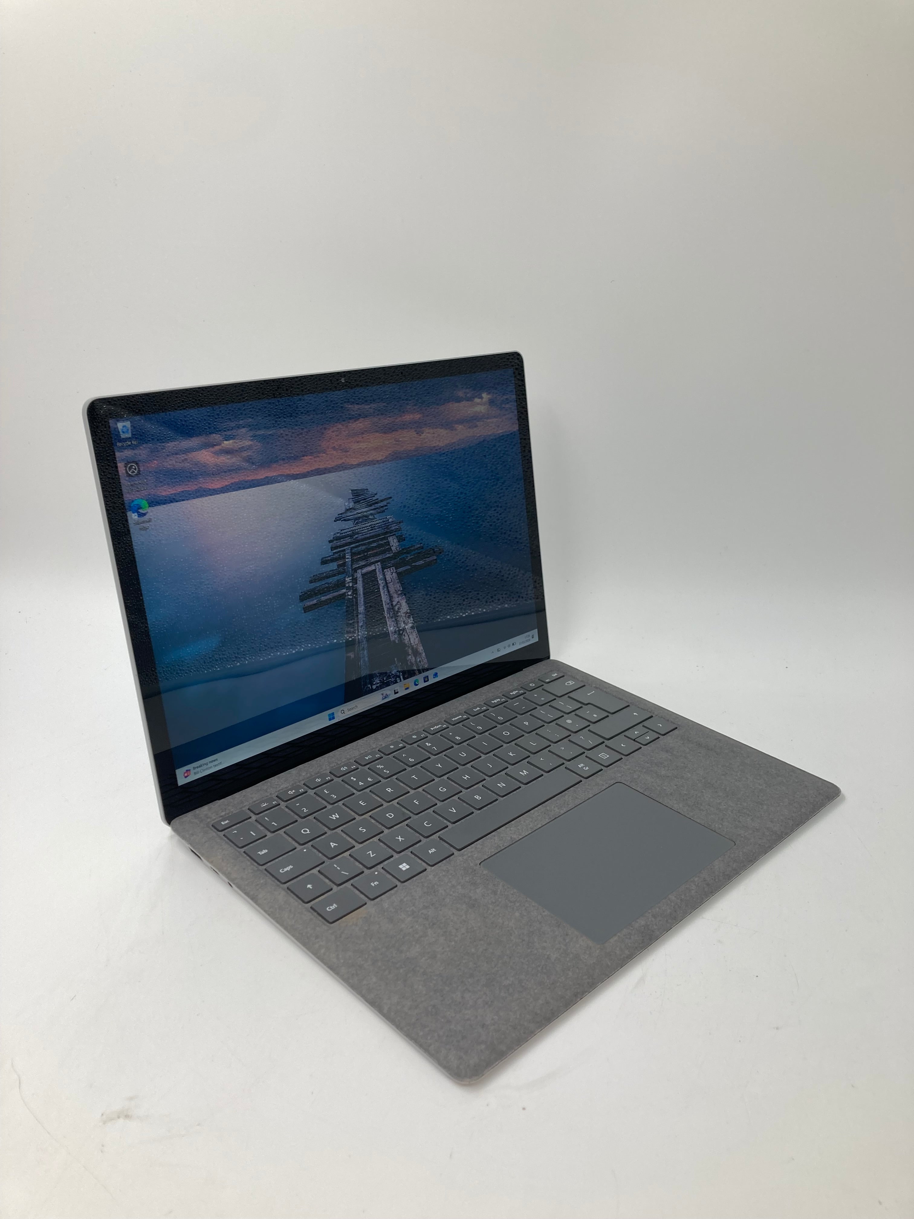 Microsoft Surface Laptop 5 | 13" Touchscreen | i5 12th Gen CPU | 8GB RAM | 256GB SSD | W11 | Grade A