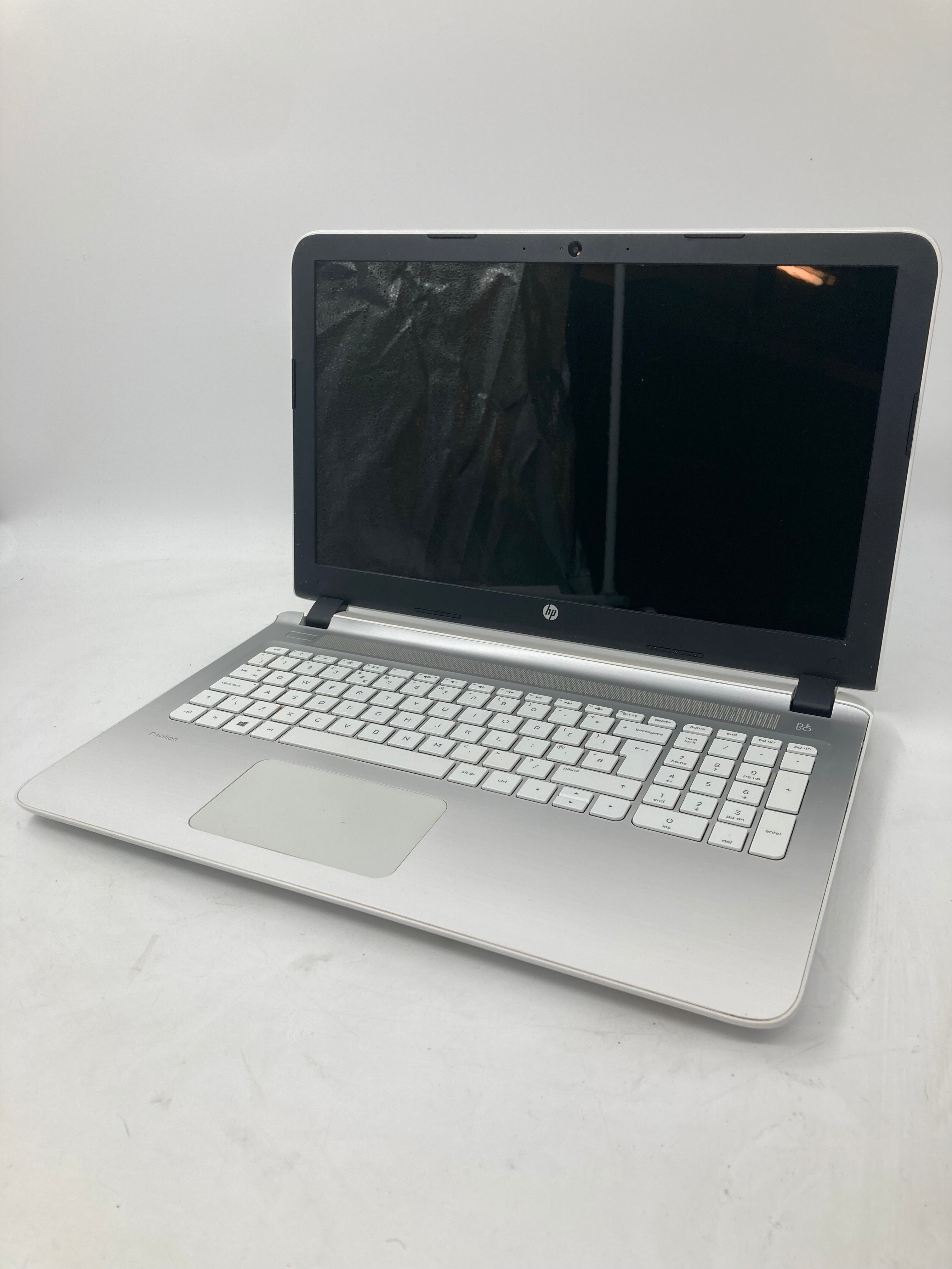 HP Pavilion 15" Screen i3 5th Gen 8GB RAM No SSD No OS
