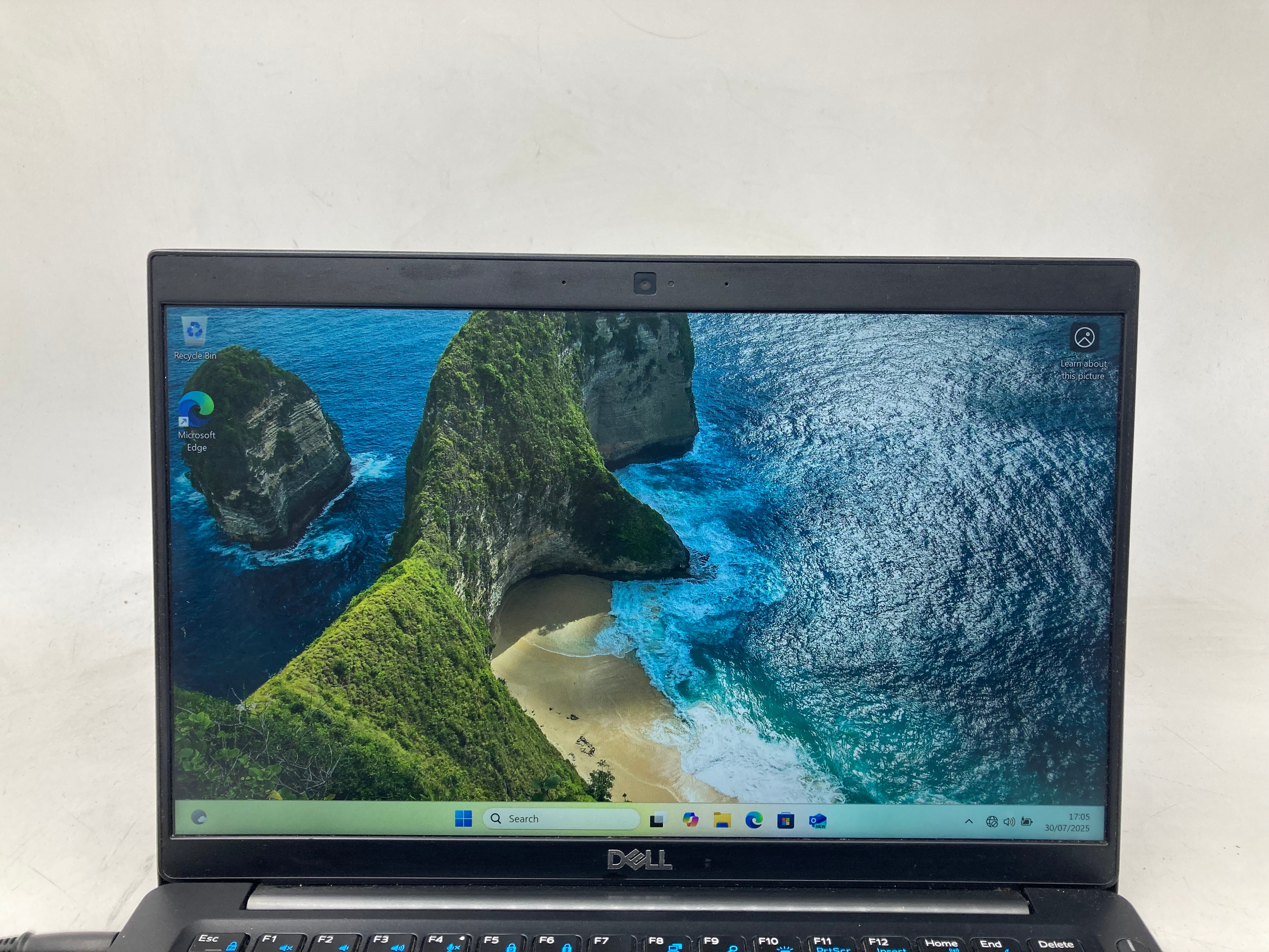 Dell Latitude 7390 13" Screen i7 8th Gen 16GB RAM 512GB SSD Win 11