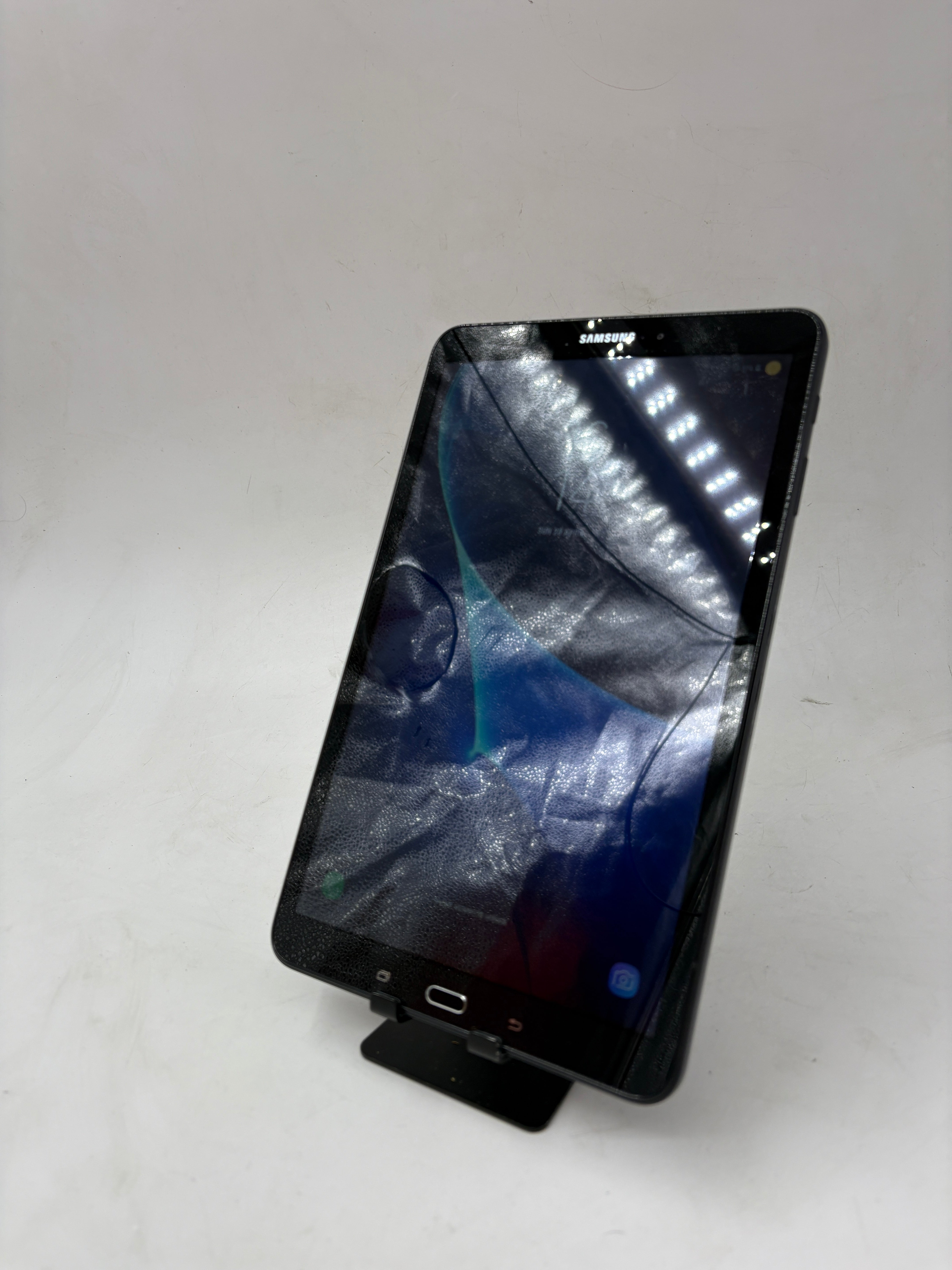 Samsung Tablet Galaxy Tab A (2016) 32GB SM-T585 Wi-Fi + Cellular 10.1in
