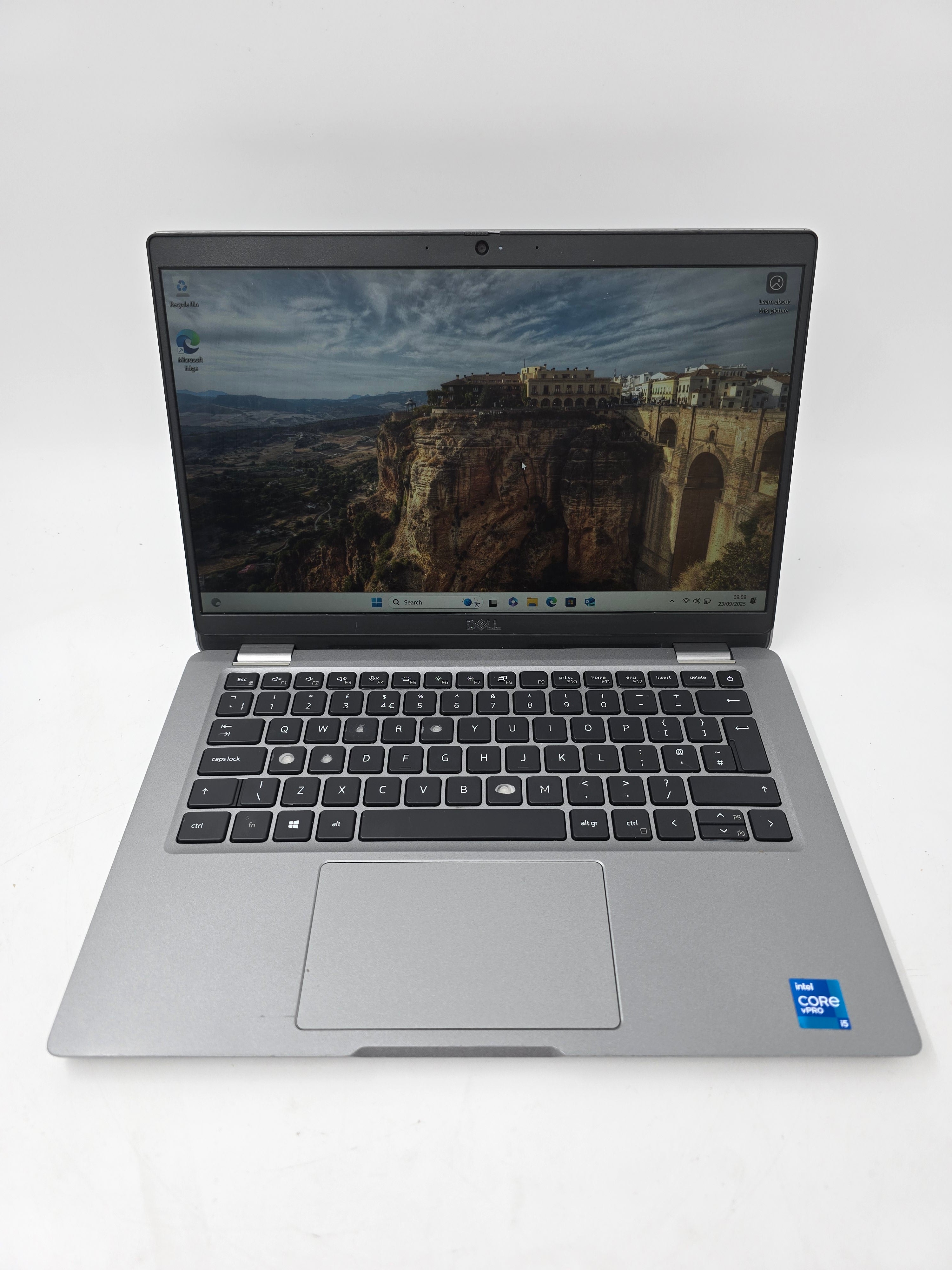 Dell Latitude 5320 13" Screen i5 11th Gen 8GB RAM 256GB SSD W11 Spares #8