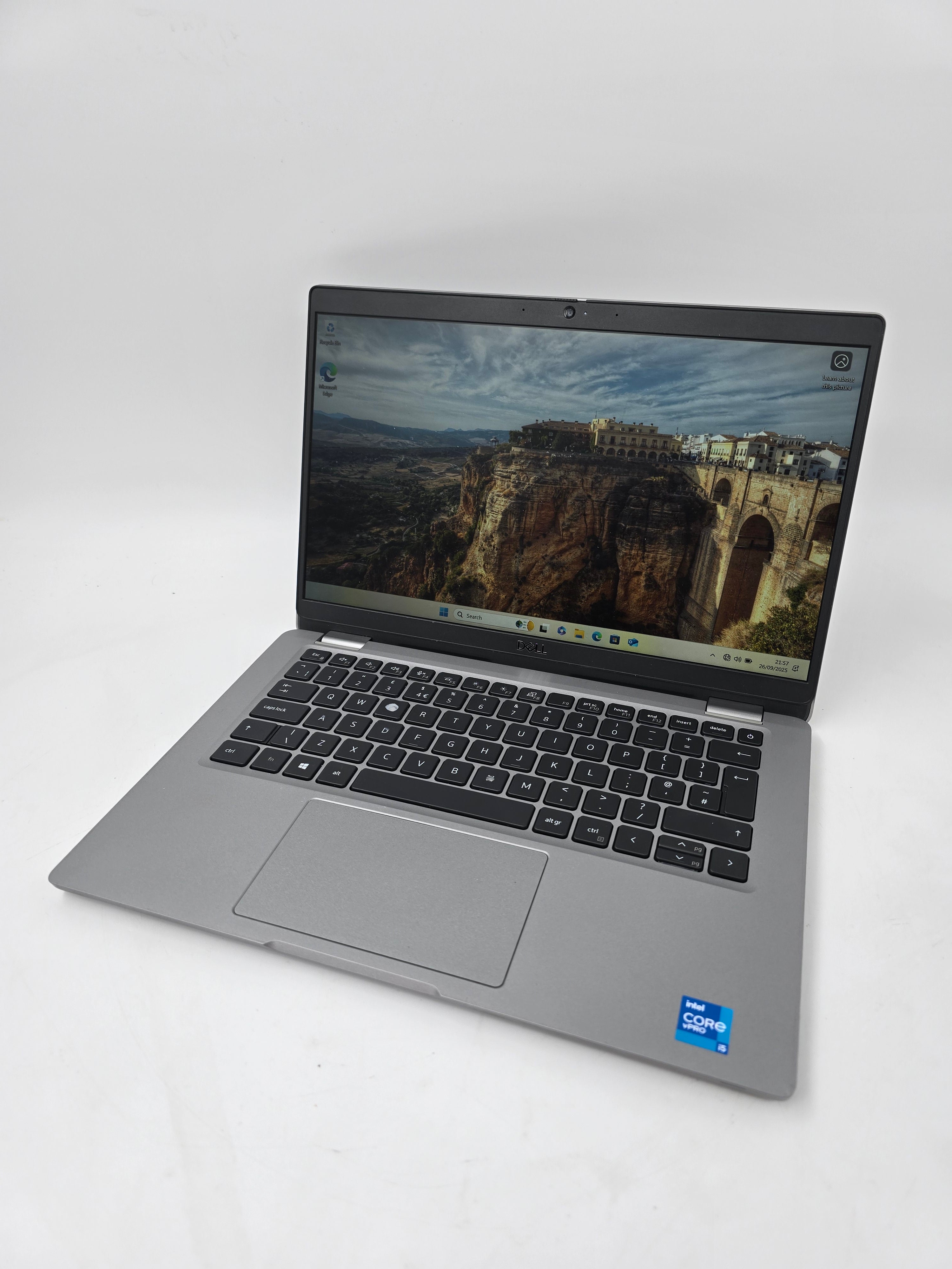 Dell Latitude 5320 13" Screen i5 11th Gen 8GB RAM 256GB SSD W11 Spares #4