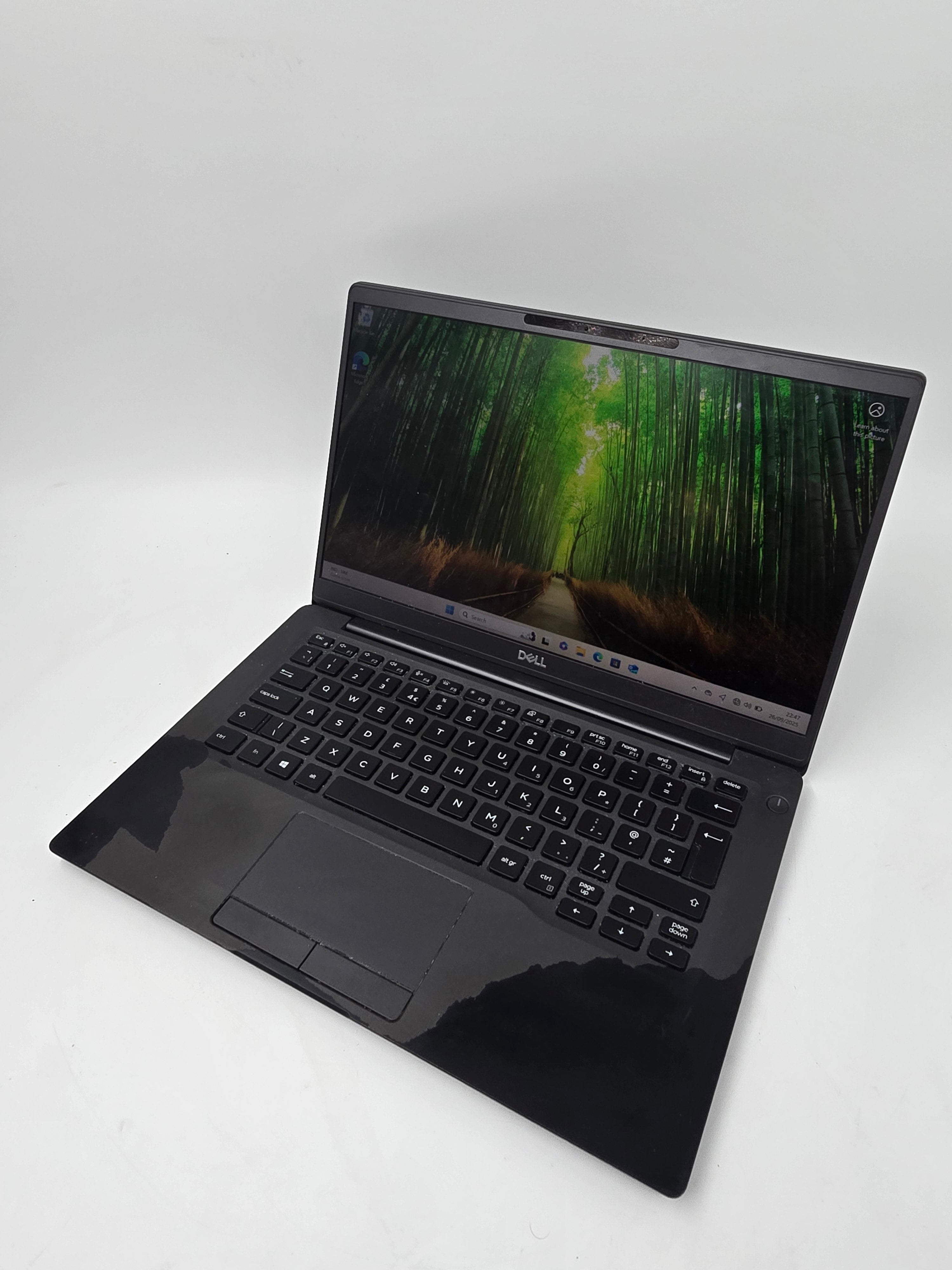 Dell Laptop Latitude 7400 14" i7 8th Gen 8GB RAM 256GB SSD W11 #11