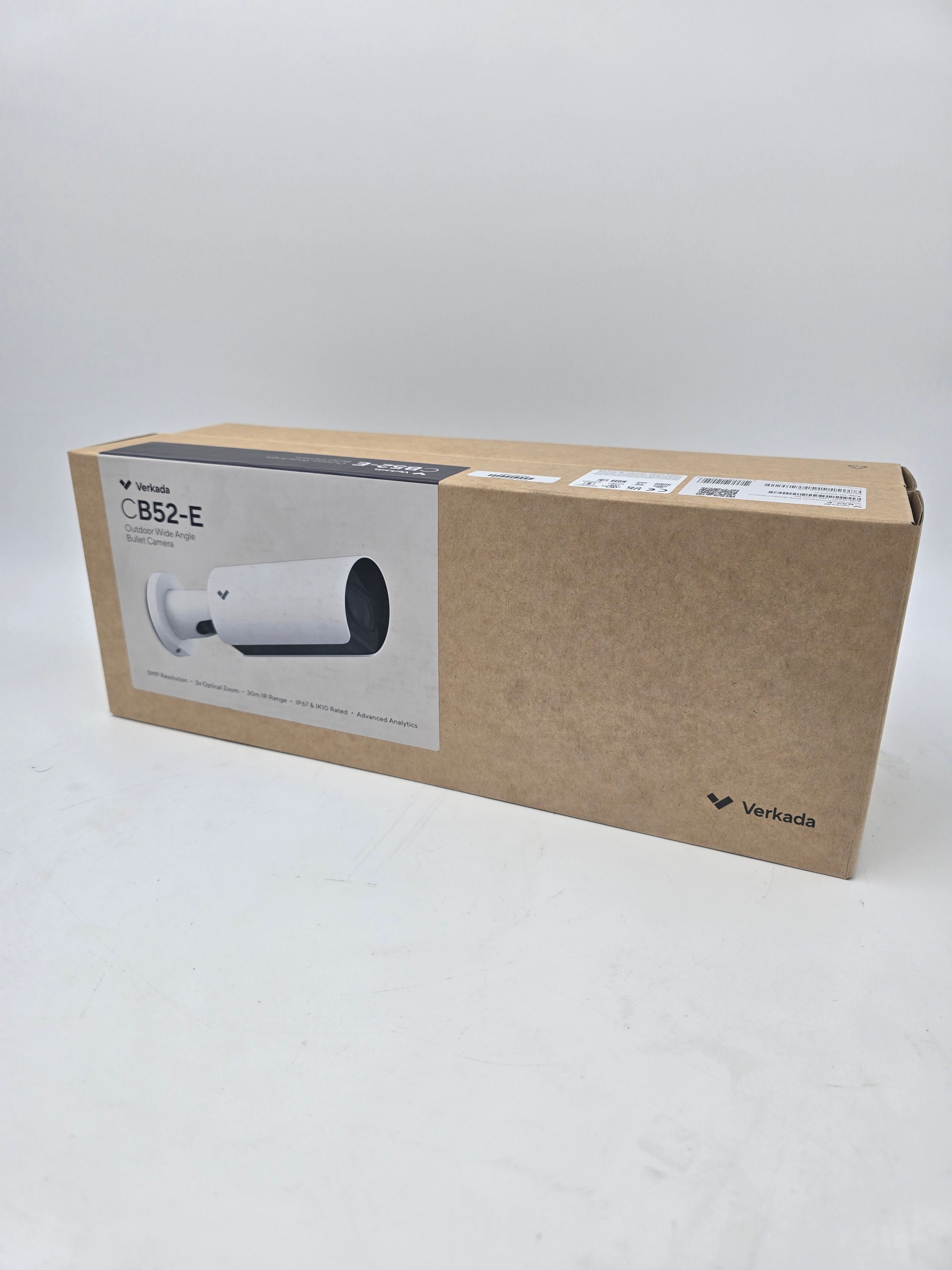 Verkada Outdoor Wide Angle Bullet Camera CB52-E Security Camera 3x Zoom 30m IR