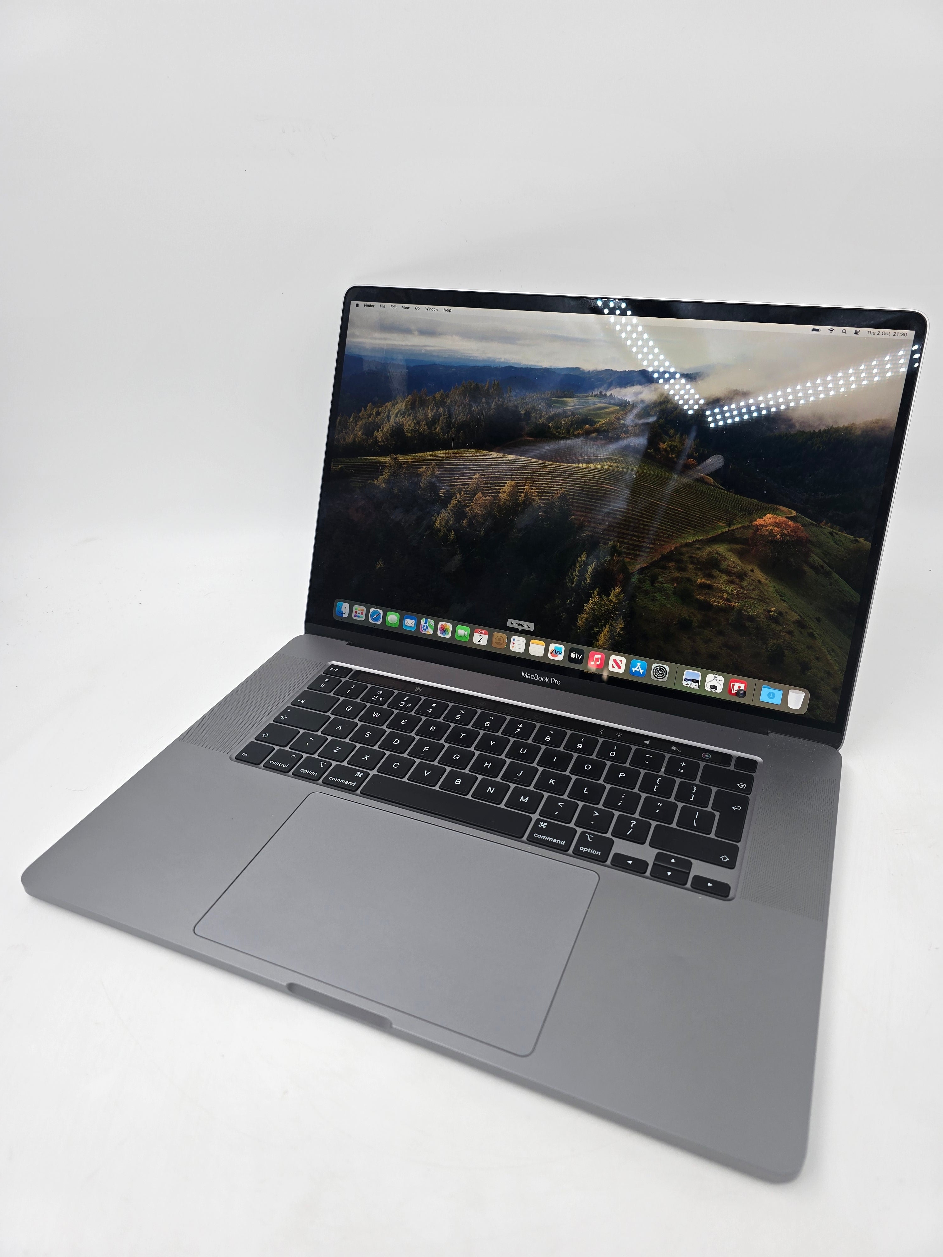 Apple MacBook Pro 2019 16" Screen TouchBar i7 9th Gen 16GB RAM 512GB SSD 5300M