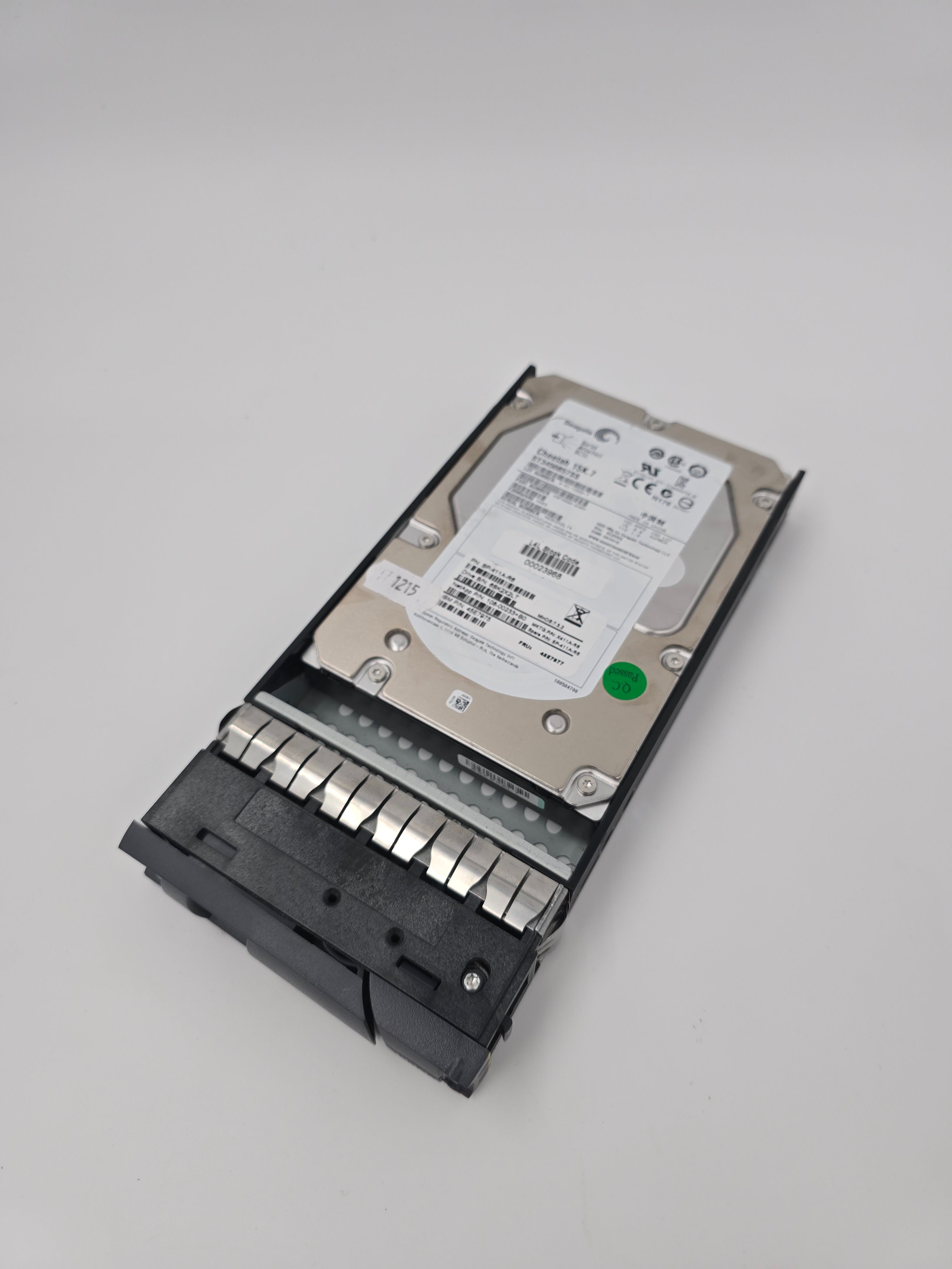 NetApp Hard Disk Drive 450GB 3.5 SAS 15K RPM 6Gbps P/N 108-00233 Lot of Four