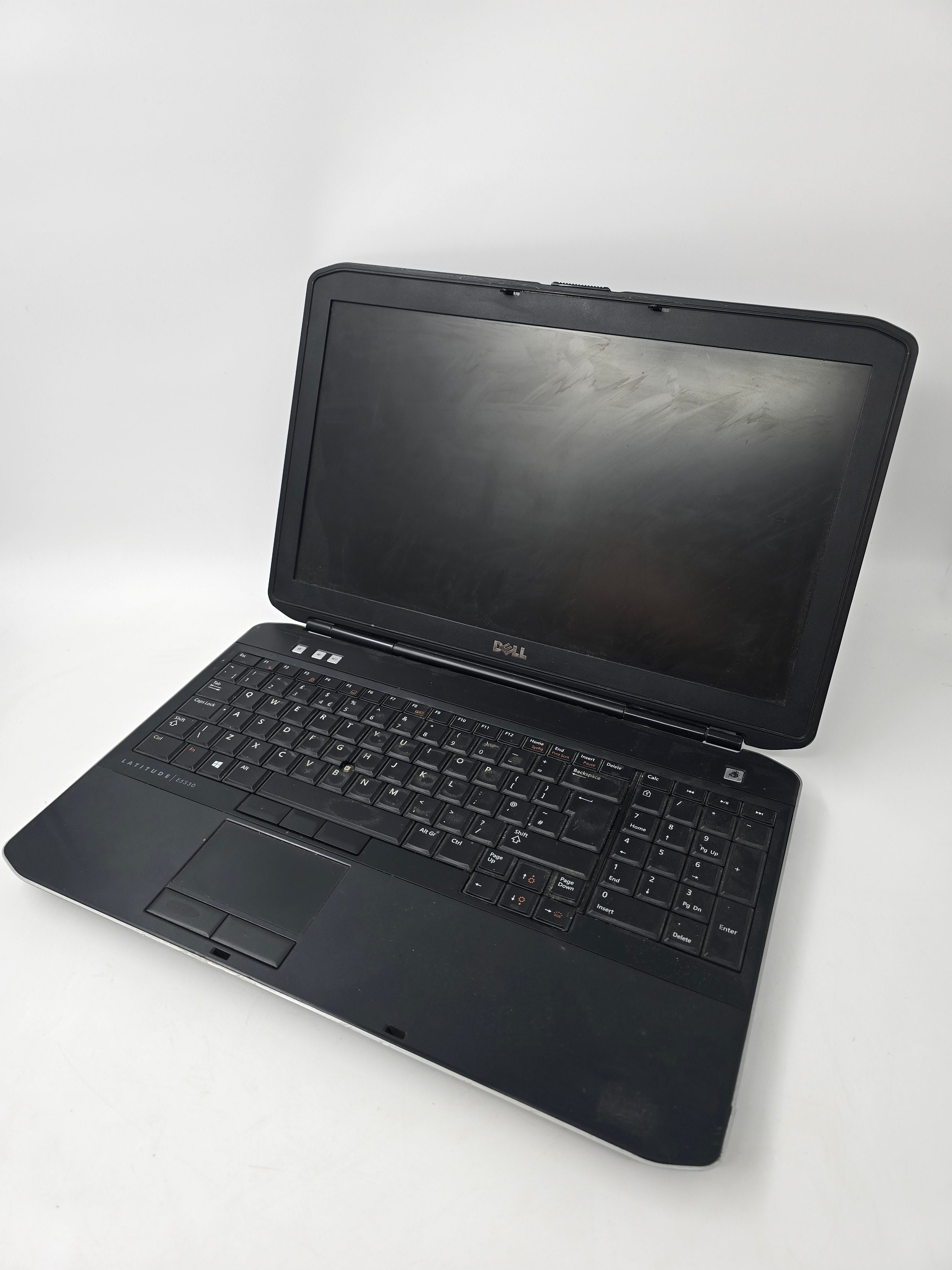 Dell Laptop Latitude E5530 15.6" Screen i3 2nd Gen 4GB RAM NO HDD NO OS *SPARES*