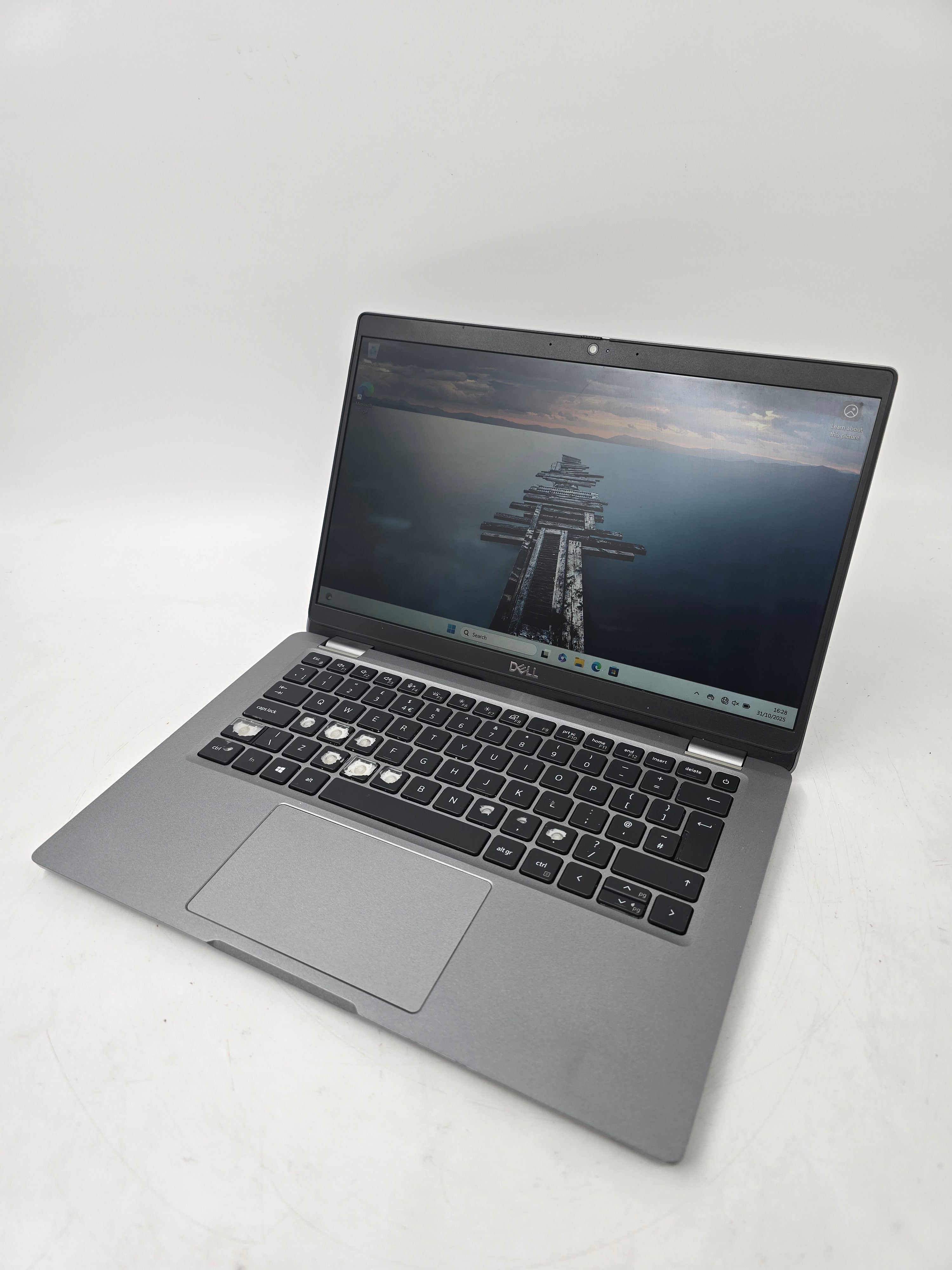 Dell Latitude 5320 13.3" Screen i5 11th Gen 8GB RAM 256GB SSD W11