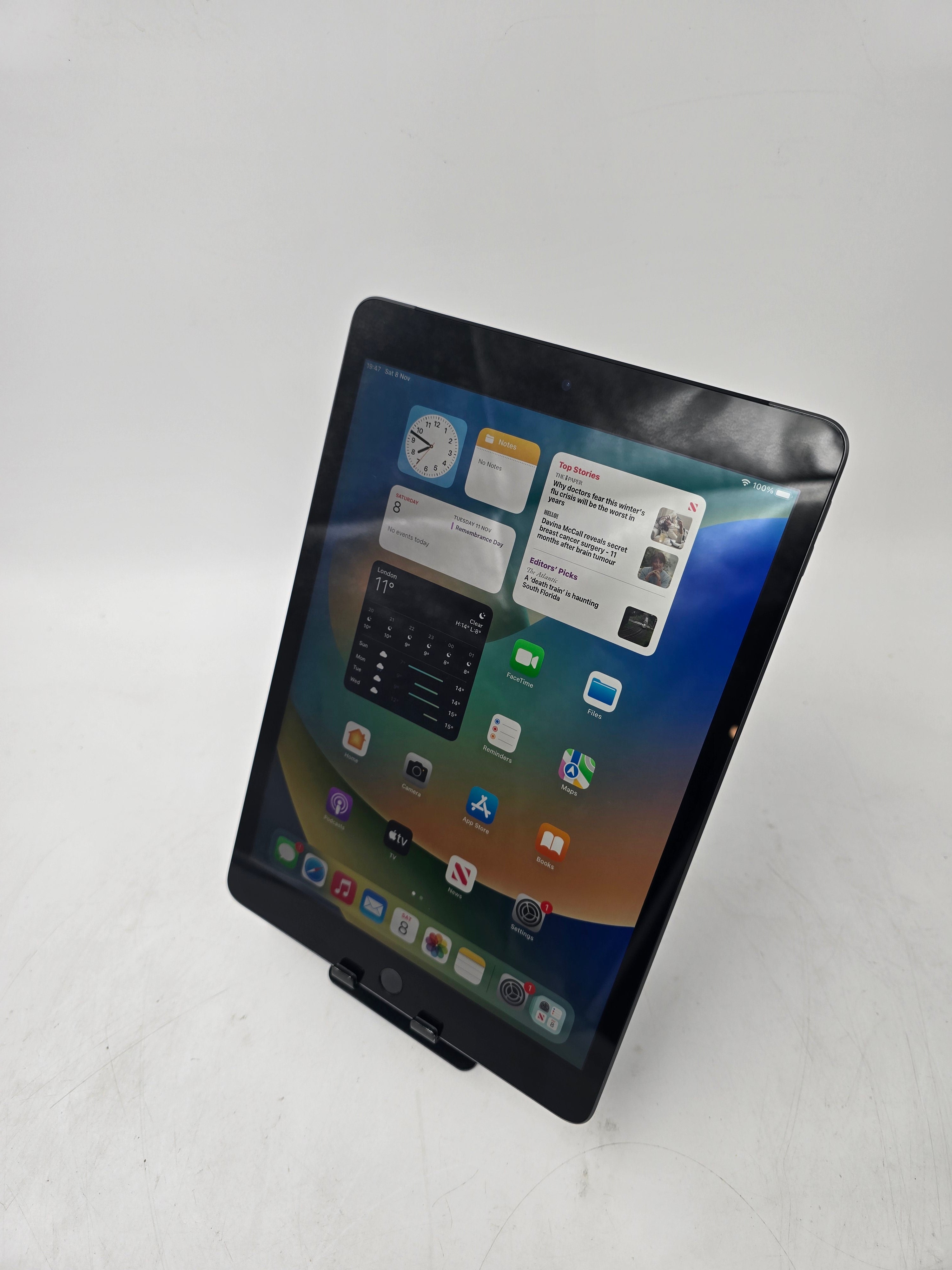 Apple iPad 9th Gen 2021 10.2" 64GB Storage Wi-Fi + Cellular Unlocked Space Grey