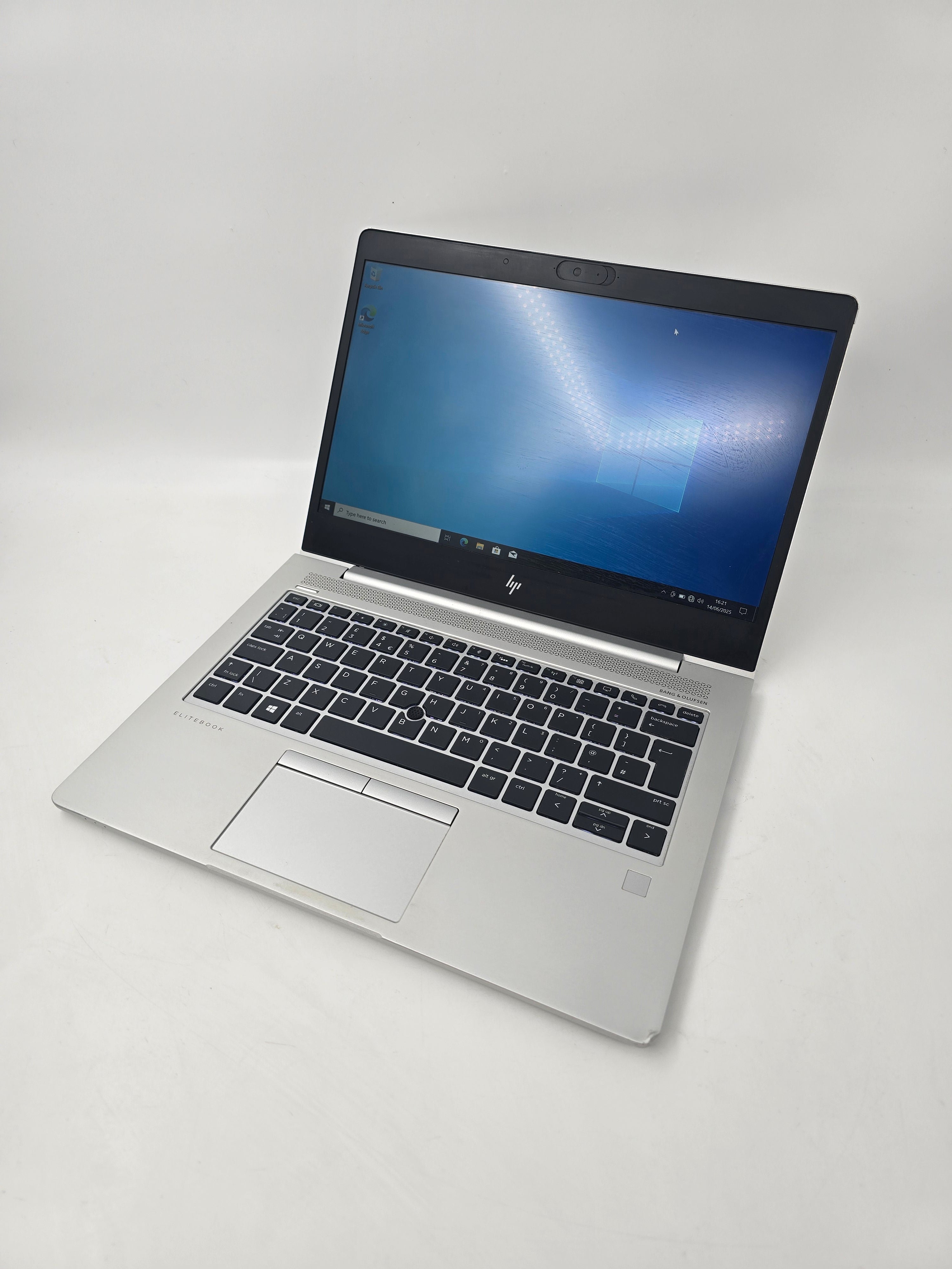 HP Laptop EliteBook 830 G5 13.3" Screen i5 7th Gen 16GB RAM 512GB SSD W10