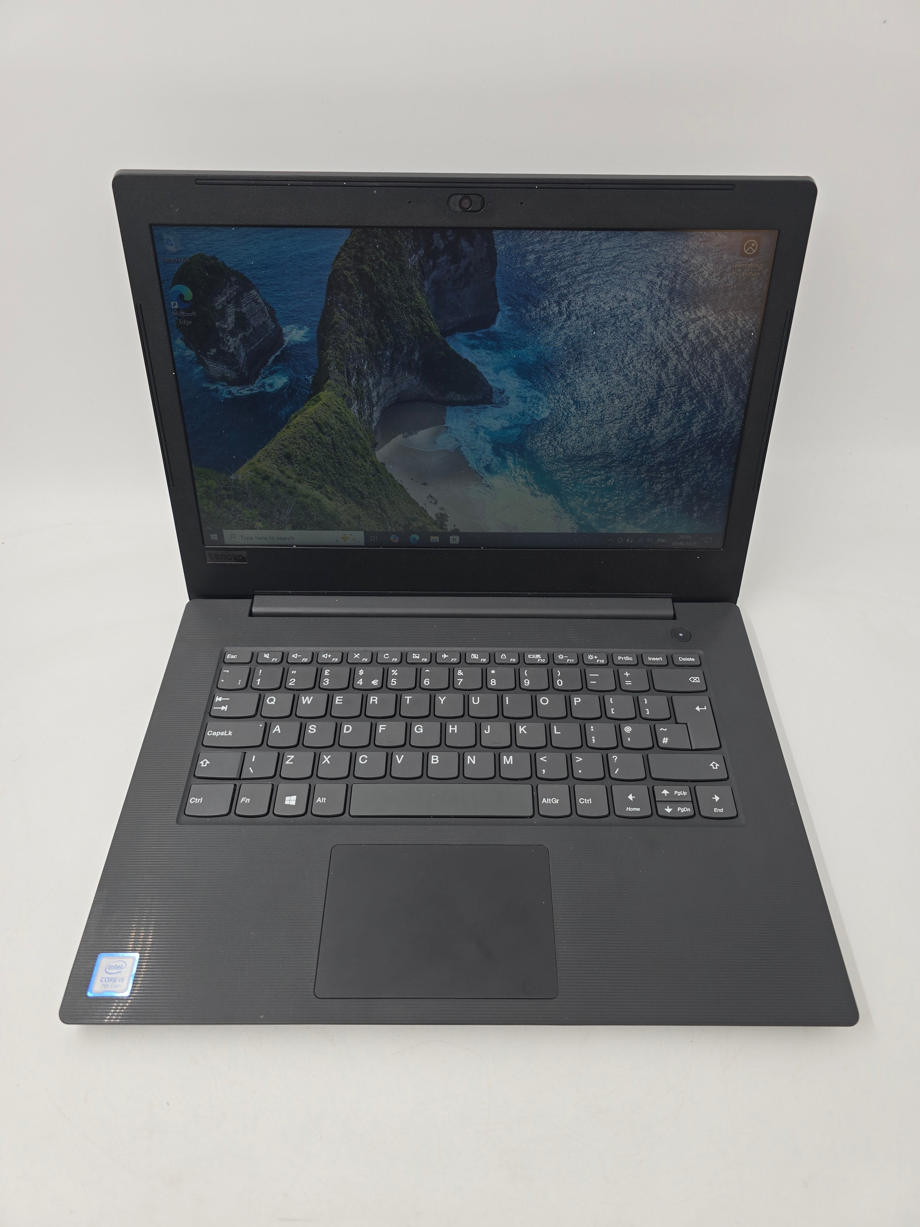 Lenovo Laptop V130-14IKB 14" Screen i5 7th Gen 8GB RAM 256GB SSD W10