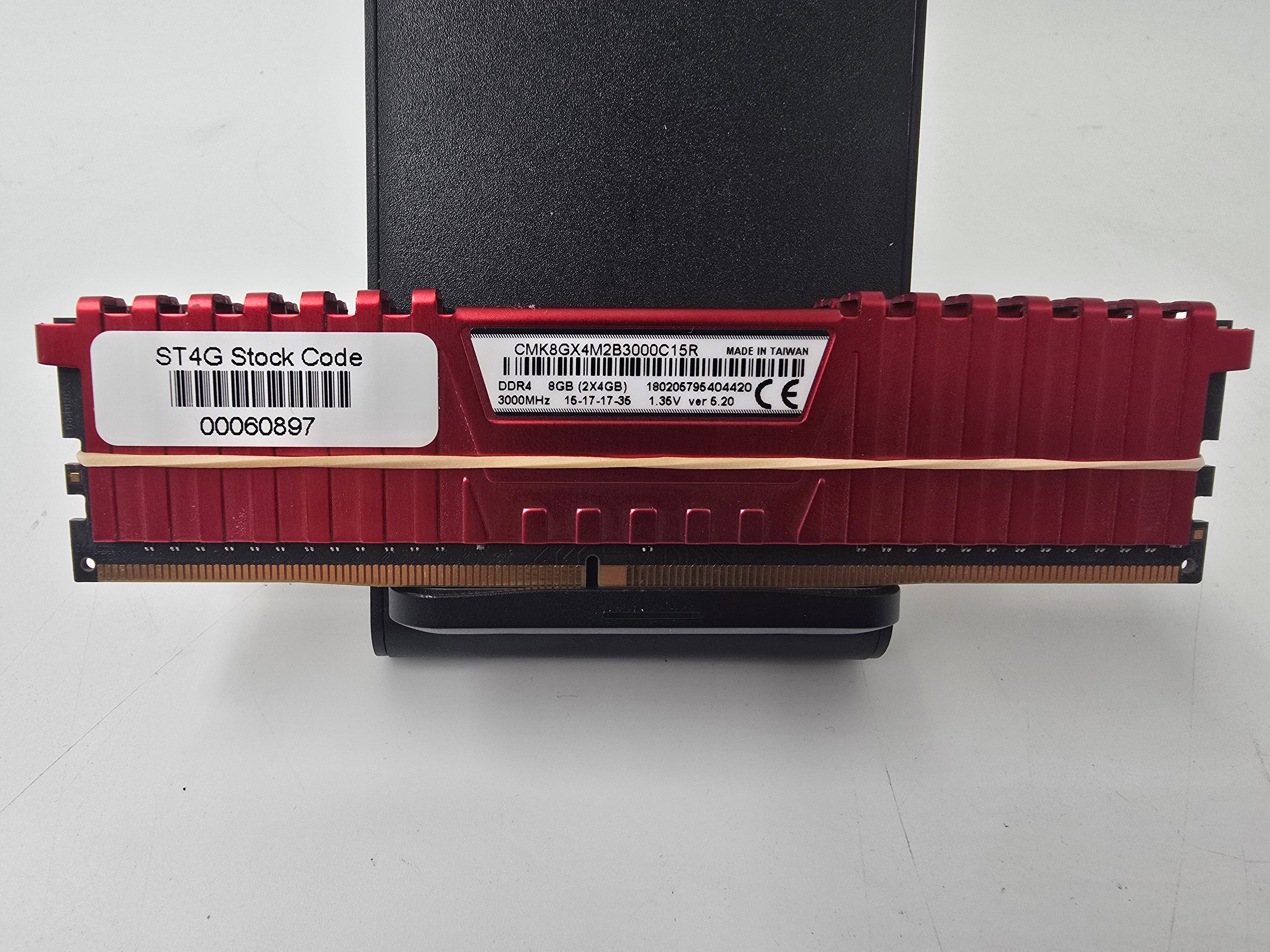Desktop Memory RAM DDR4 8GB (2x 4GB DIMM) 3000MHz Corsair Vengeance LPX